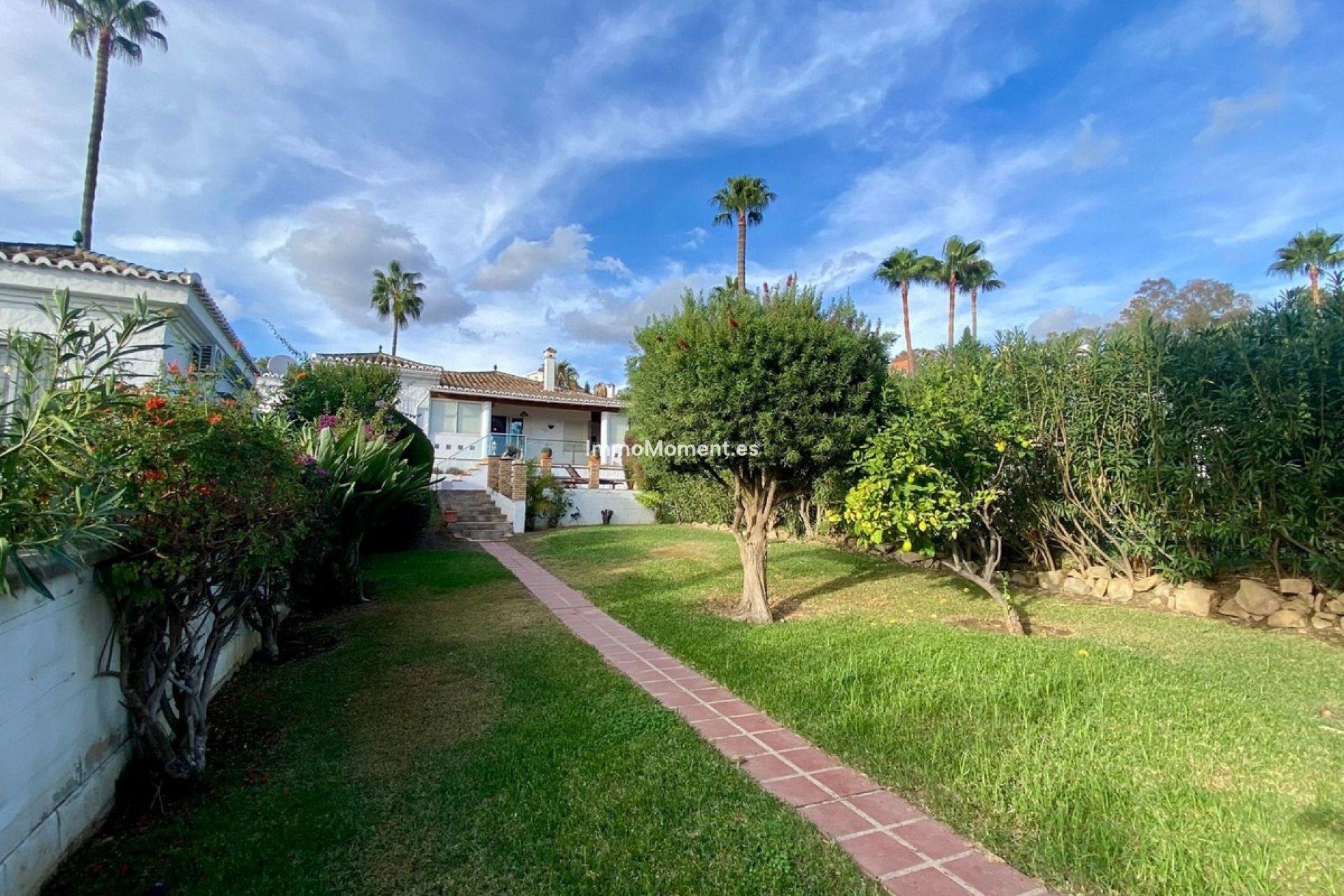 Resale - Detached villa - Estepona - El Padron