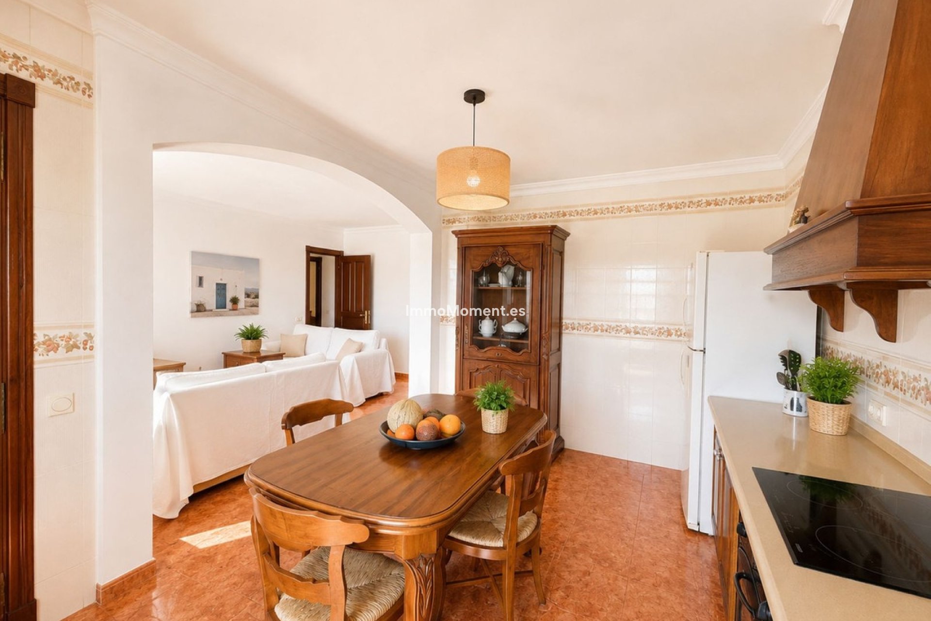 Resale - Detached villa - Estepona - Estepona Centro