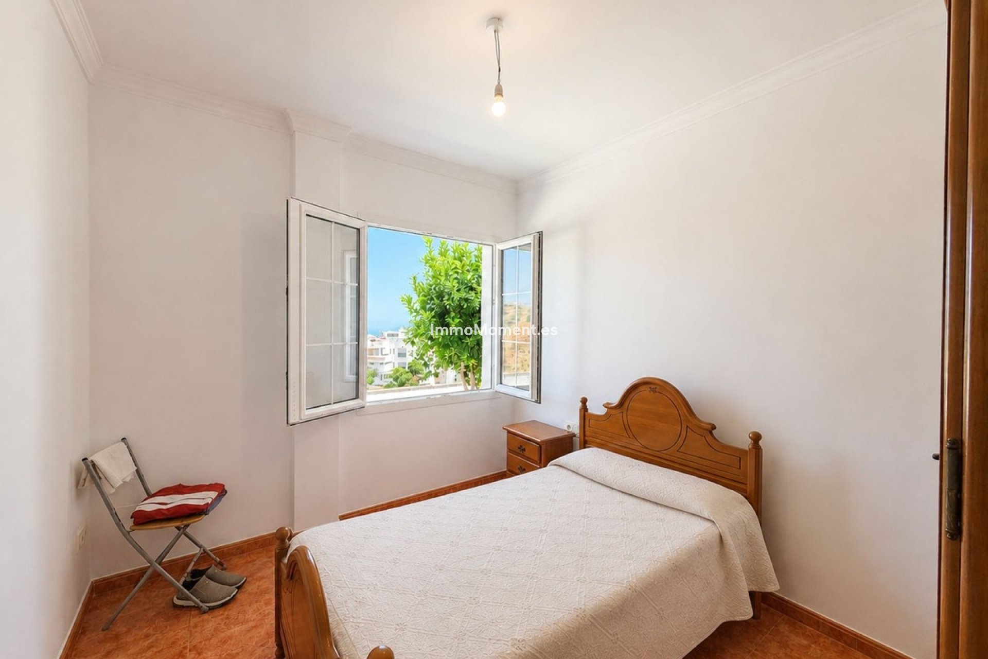 Resale - Detached villa - Estepona - Estepona Centro