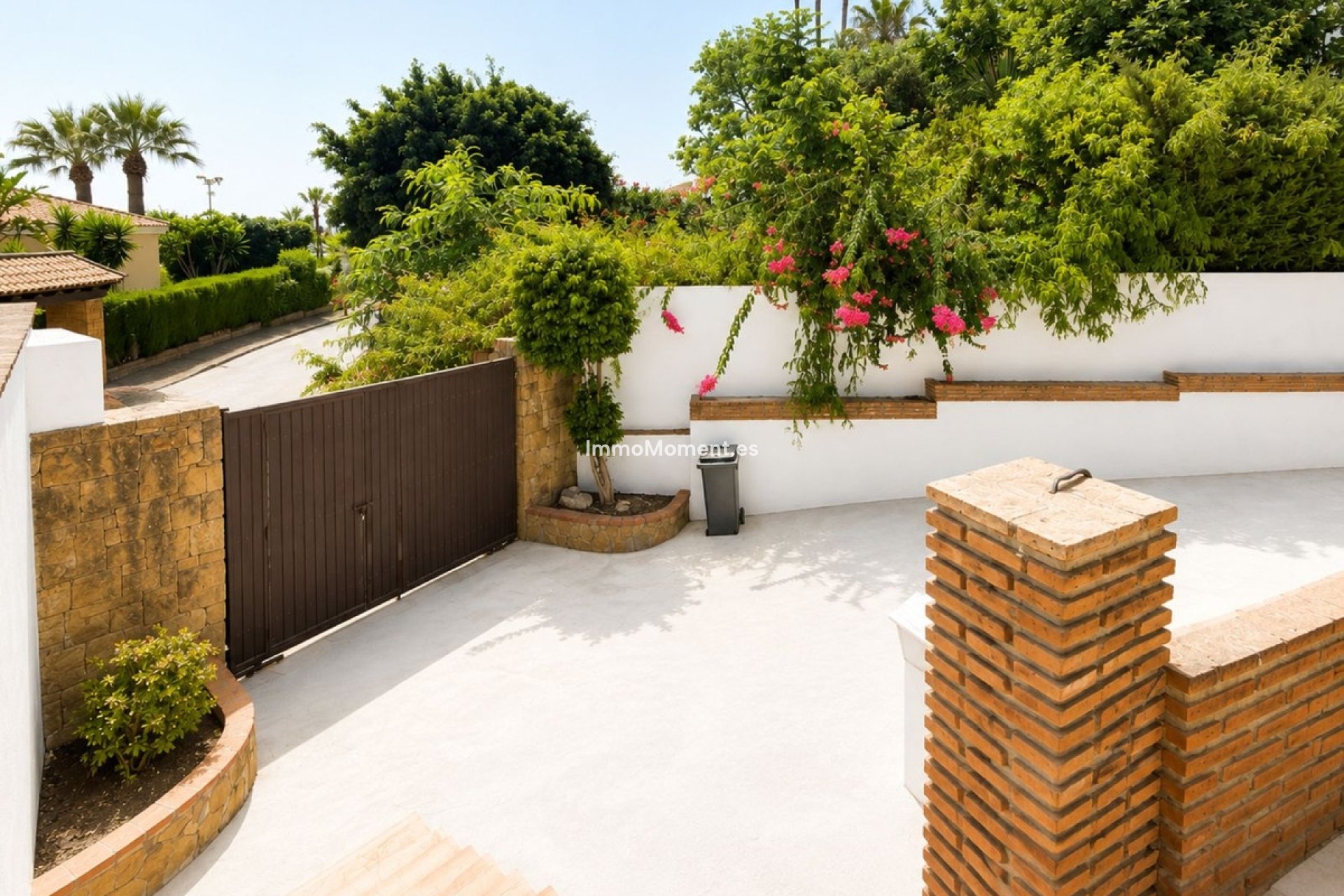Resale - Detached villa - Estepona - Estepona Centro