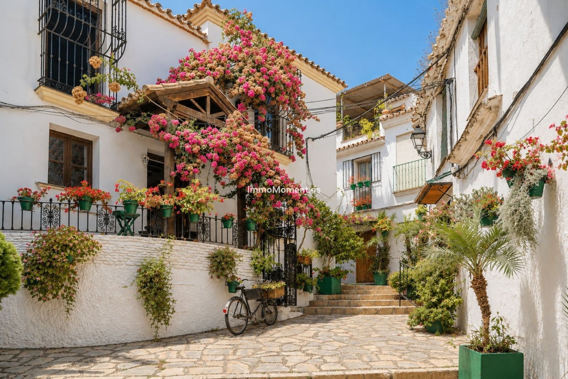Resale - Detached villa - Estepona - Estepona Centro