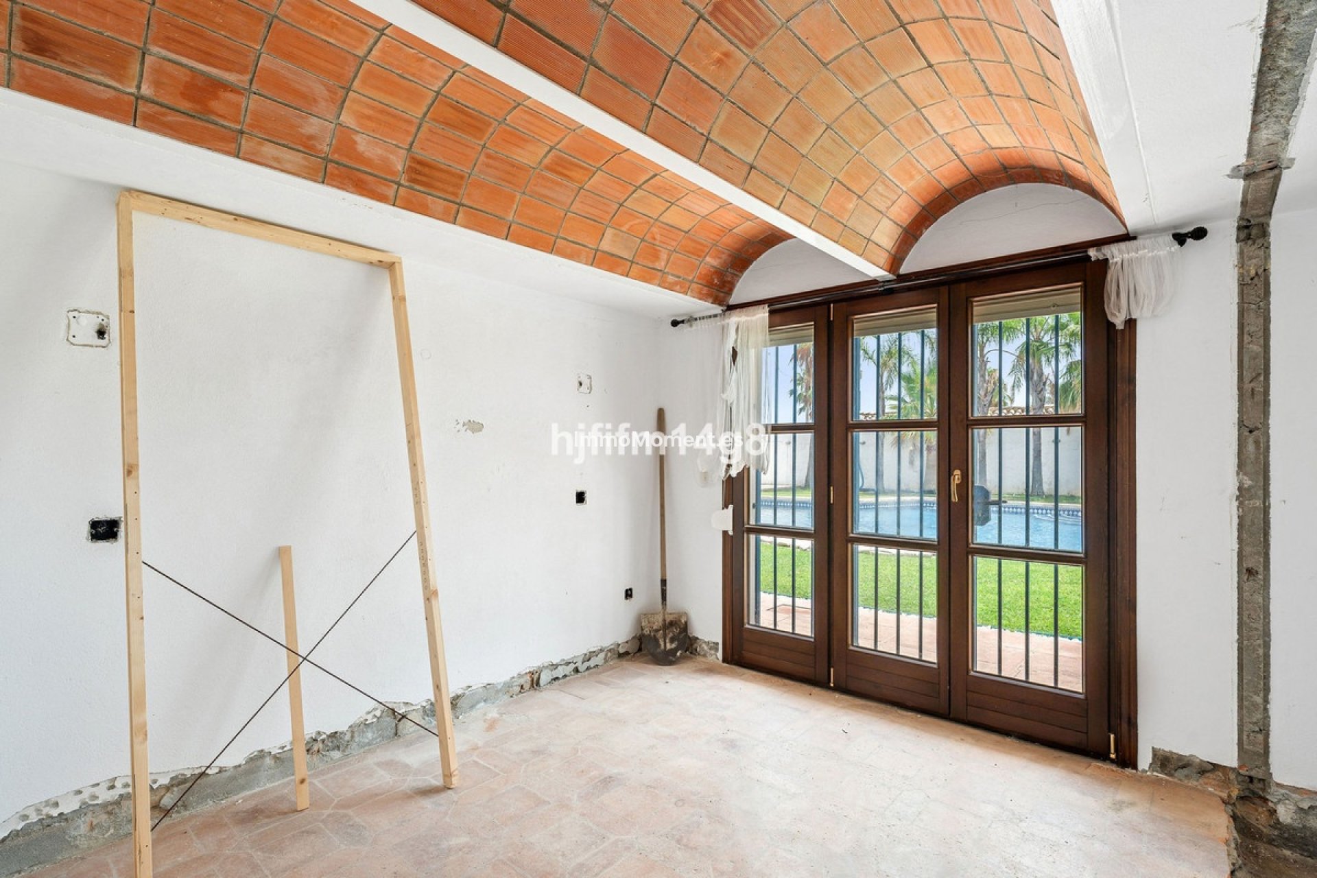 Resale - Detached villa - Estepona - Estepona Centro