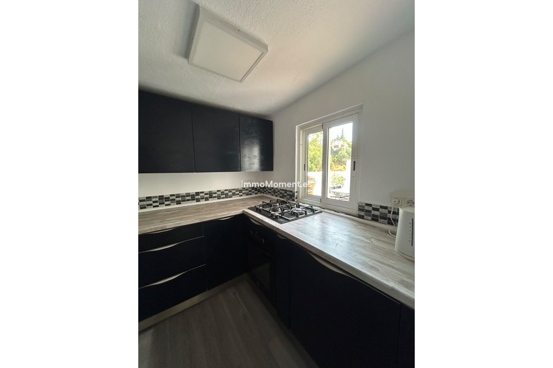 Resale - Detached villa - Estepona - Estepona Centro