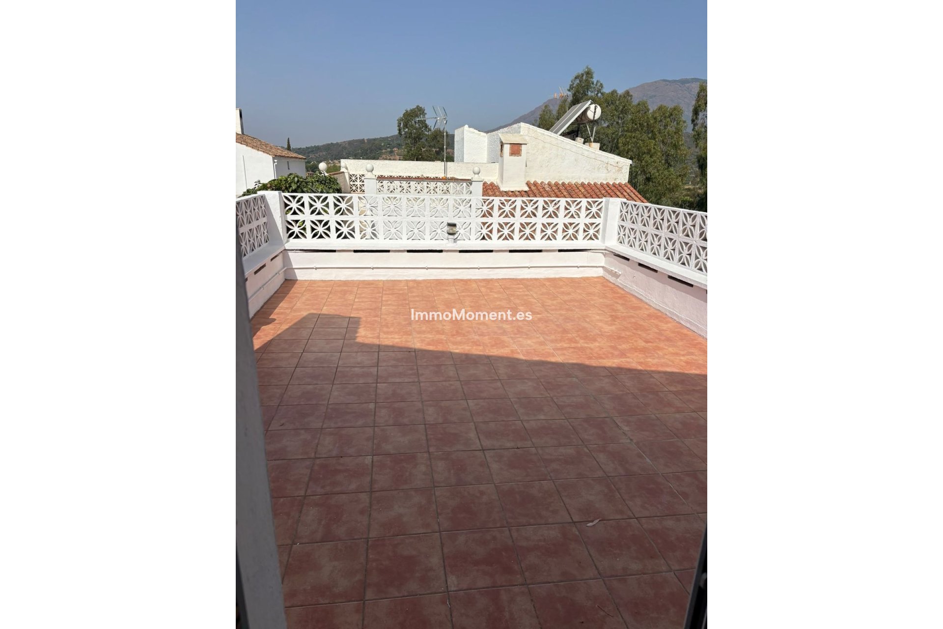 Resale - Detached villa - Estepona - Estepona Centro