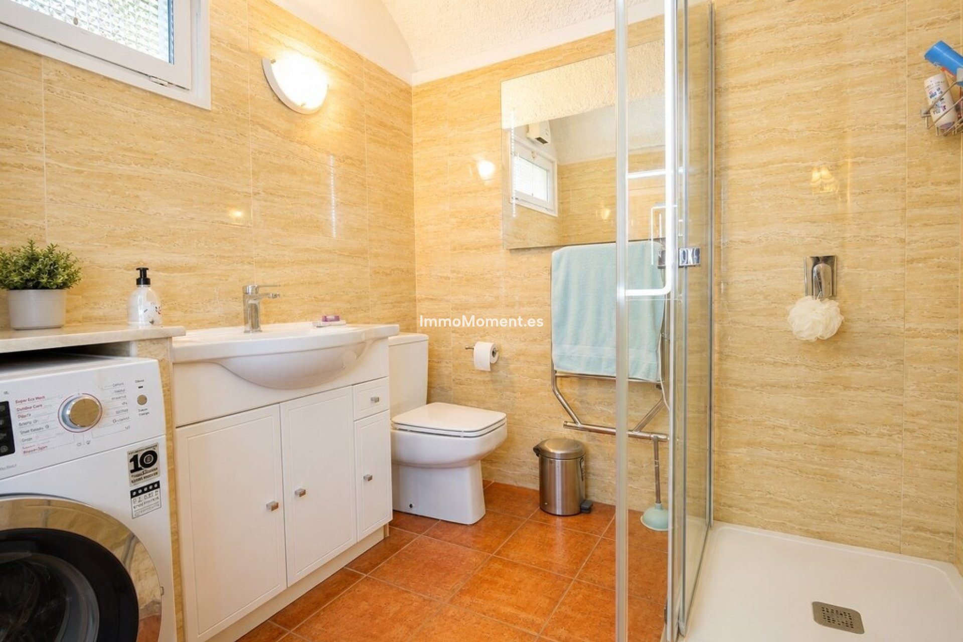 Resale - Detached villa - Estepona - Estepona Centro