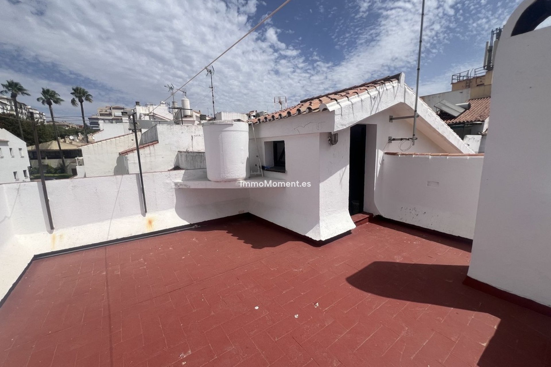 Resale - Detached villa - Estepona - Estepona Centro