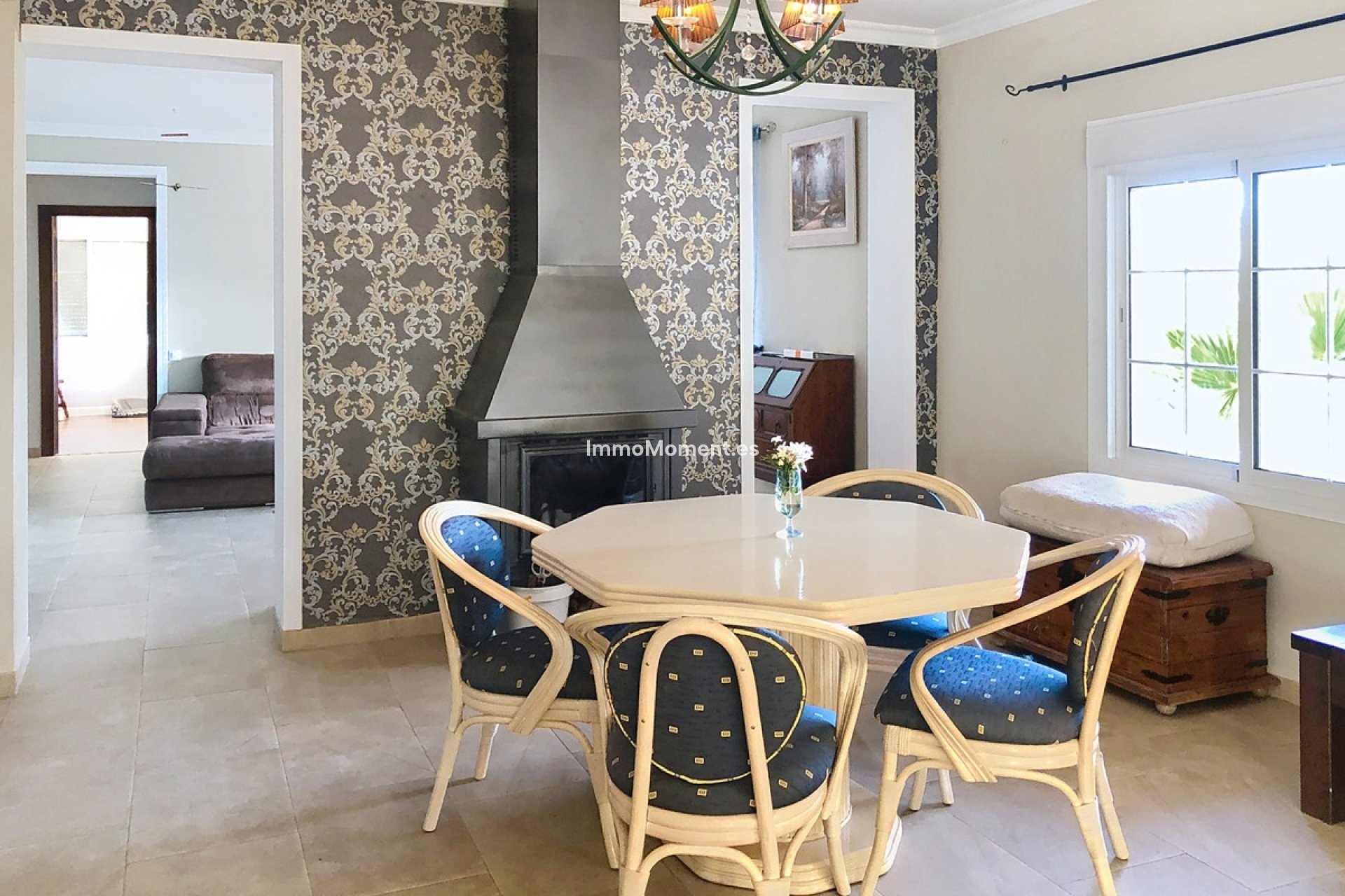 Resale - Detached villa - Estepona - Estepona Centro