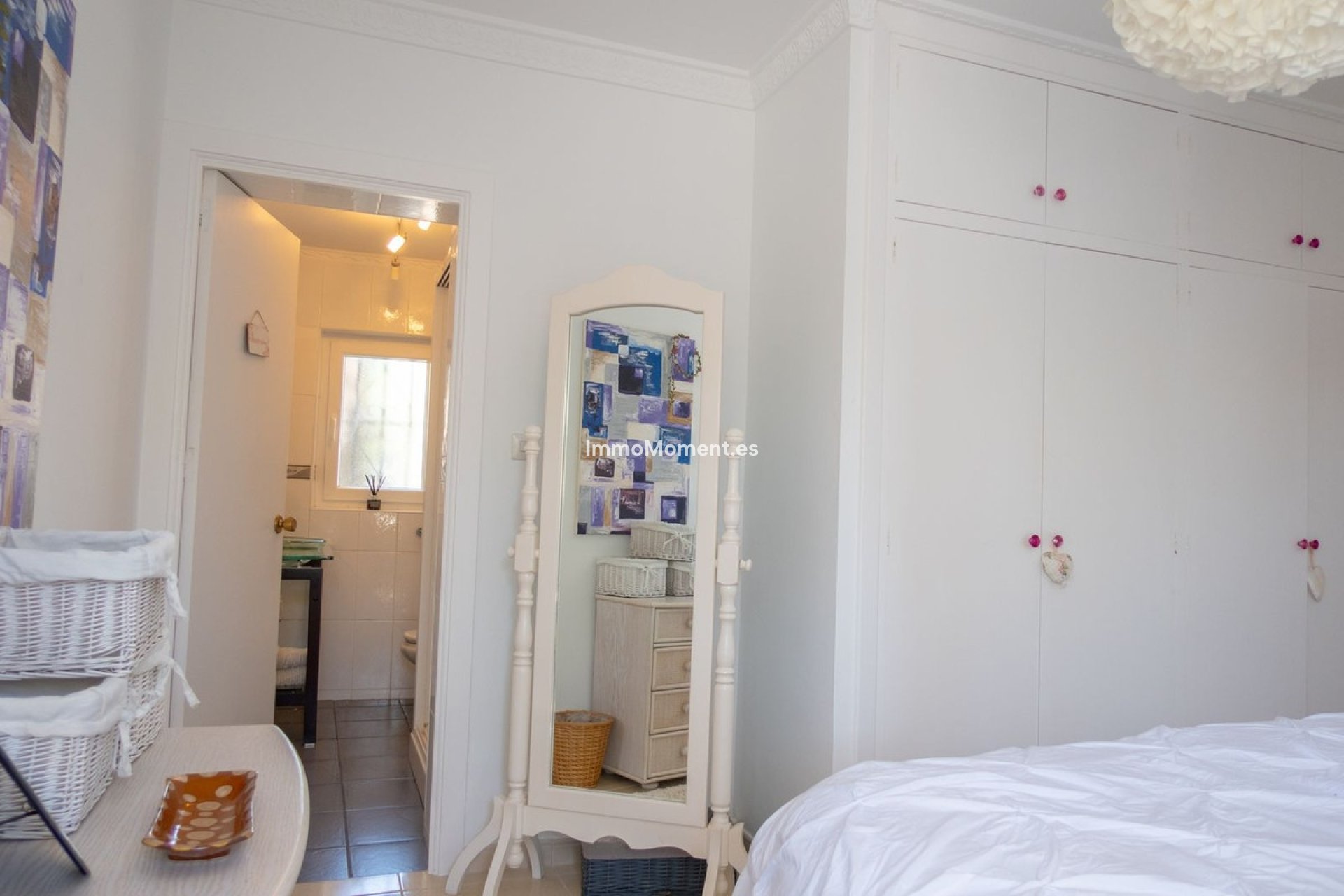 Resale - Detached villa - Estepona - Estepona Centro