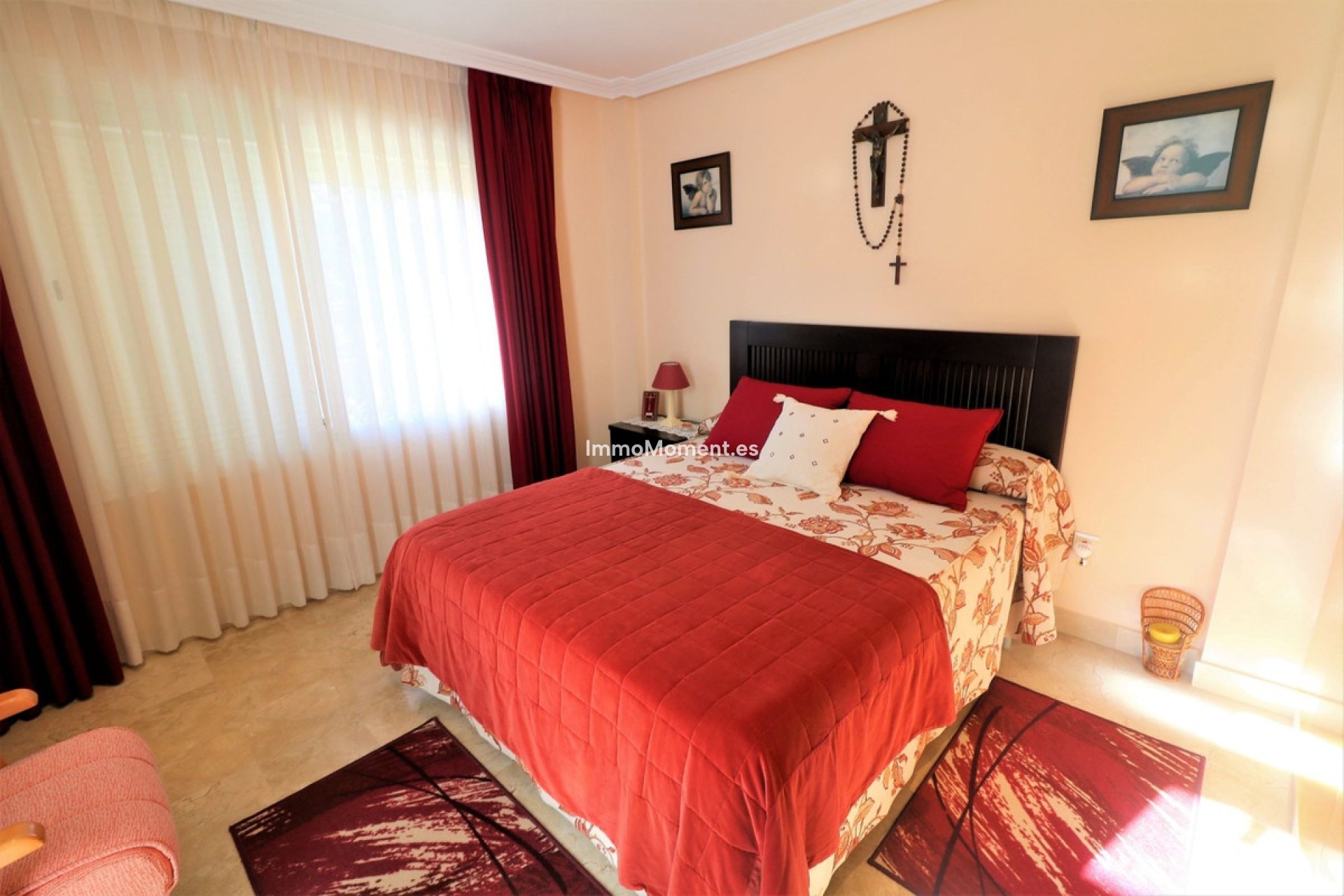 Resale - Detached villa - Estepona - Estepona Centro