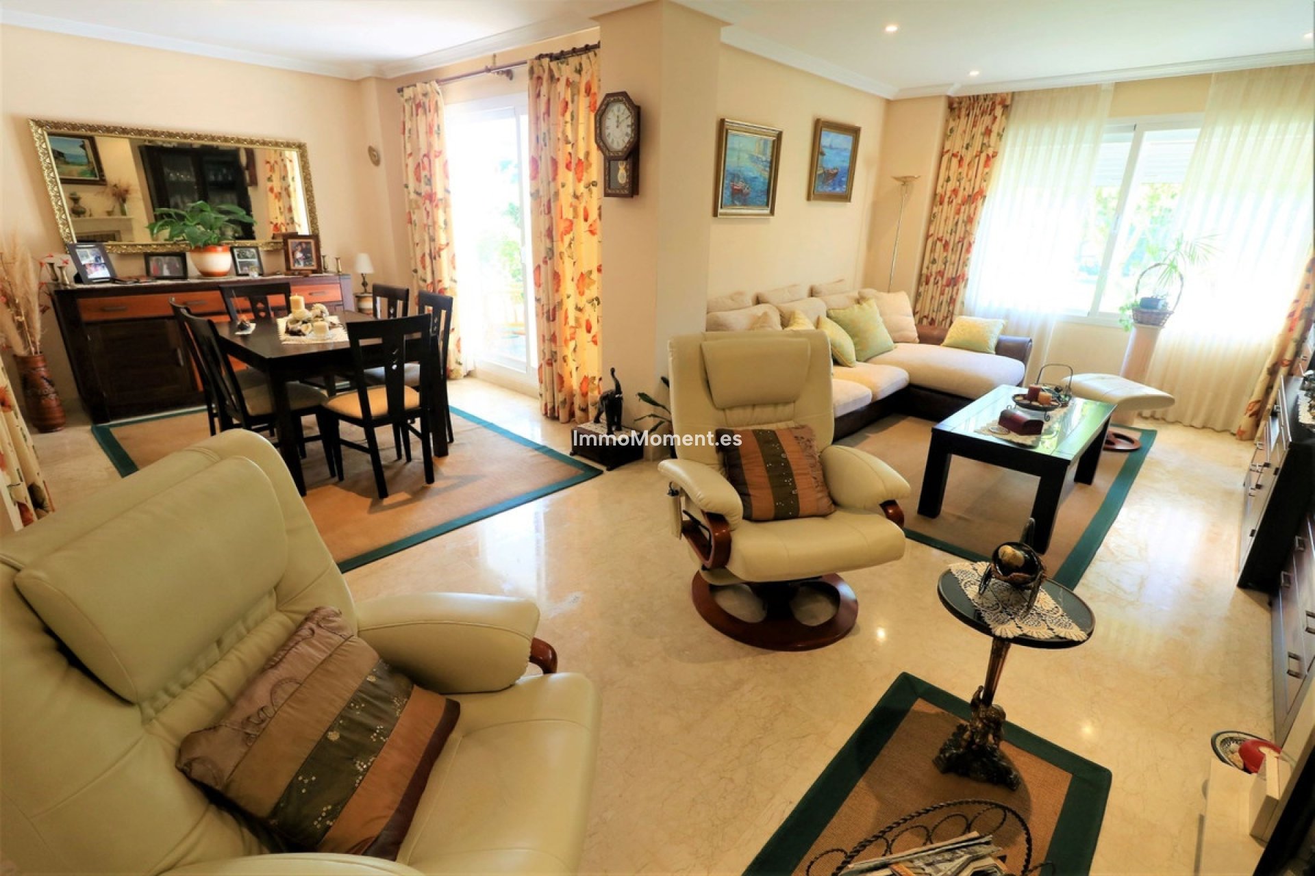 Resale - Detached villa - Estepona - Estepona Centro
