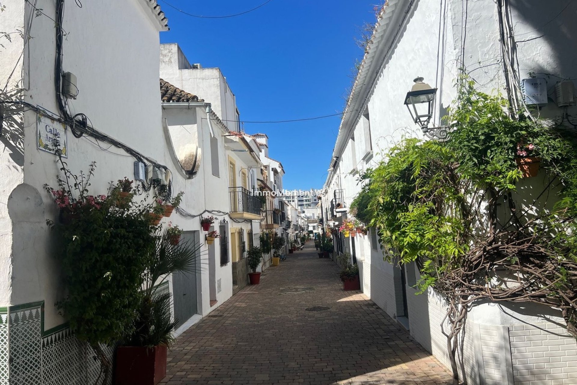 Resale - Detached villa - Estepona - Estepona Centro