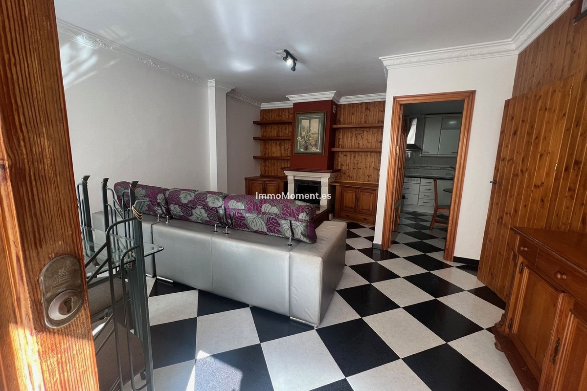 Resale - Detached villa - Estepona - Estepona Centro