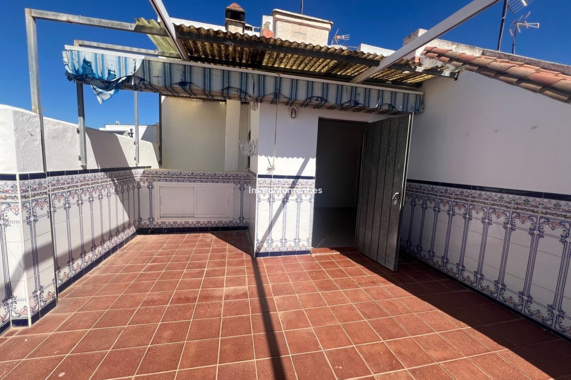 Resale - Detached villa - Estepona - Estepona Centro