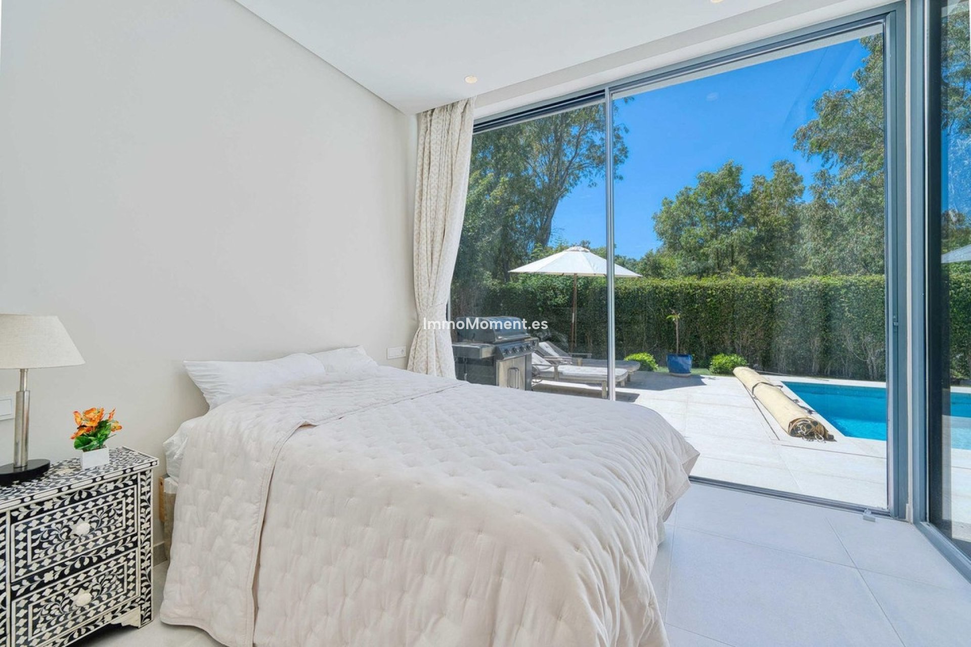 Resale - Detached villa - Estepona - Estepona Centro