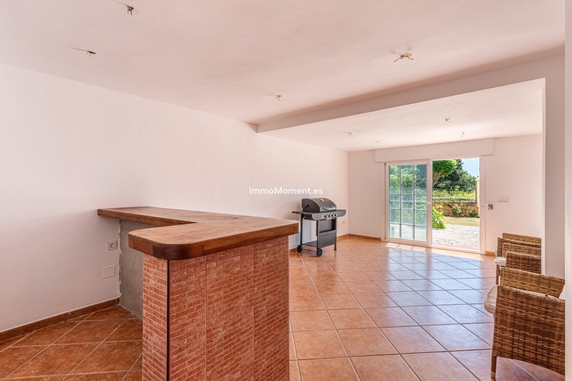 Resale - Detached villa - Estepona - Estepona Centro
