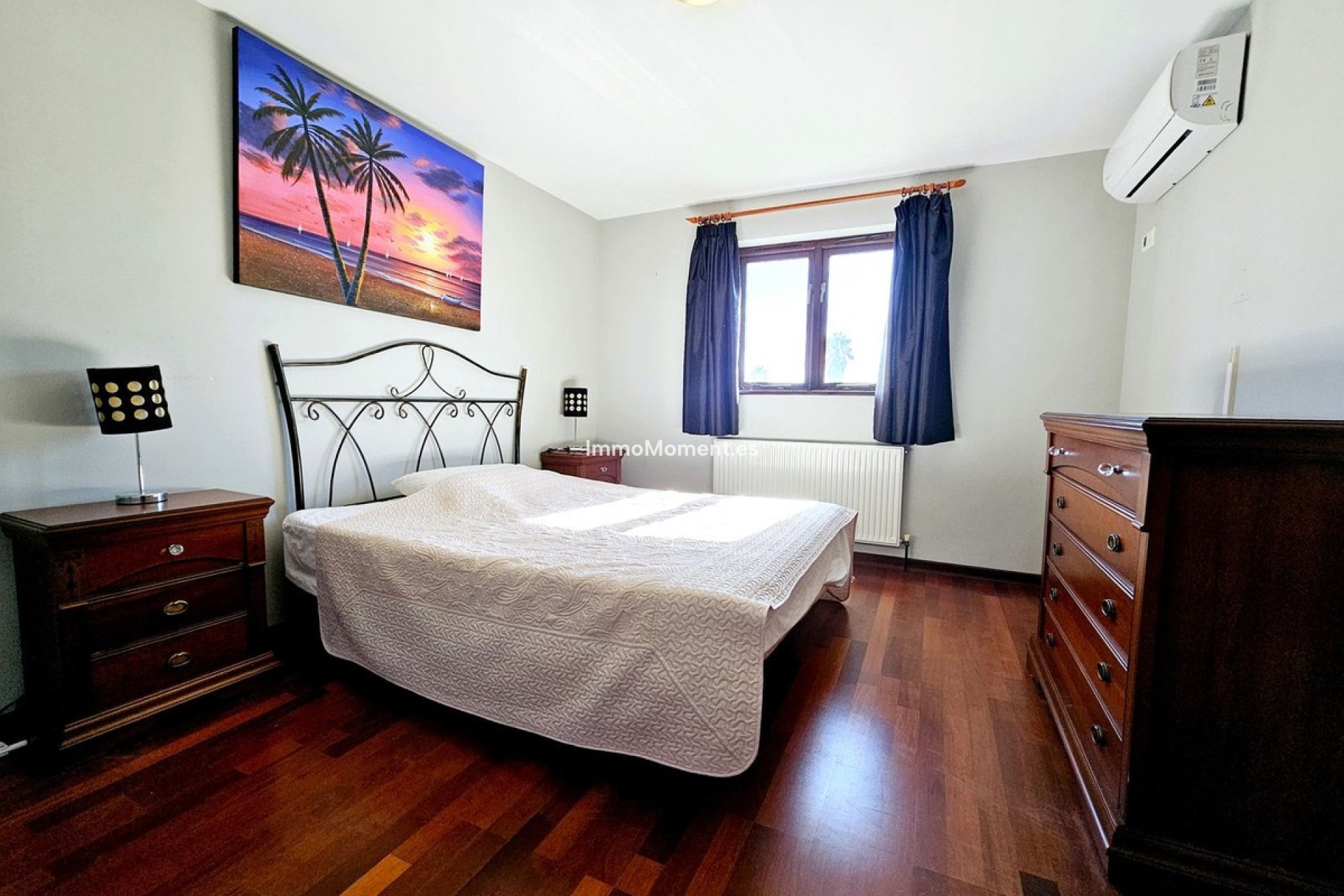 Resale - Detached villa - Estepona - Estepona Centro