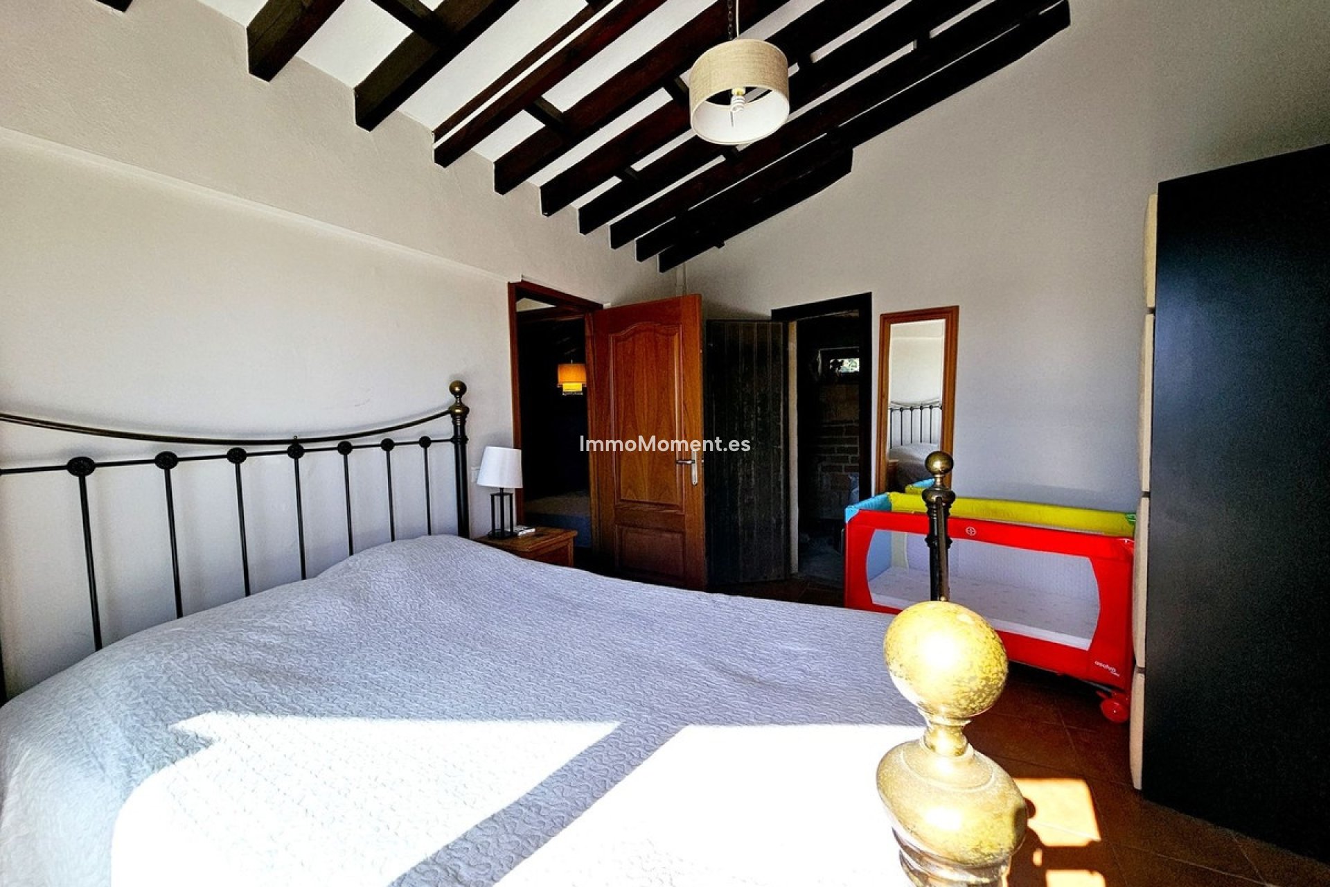 Resale - Detached villa - Estepona - Estepona Centro