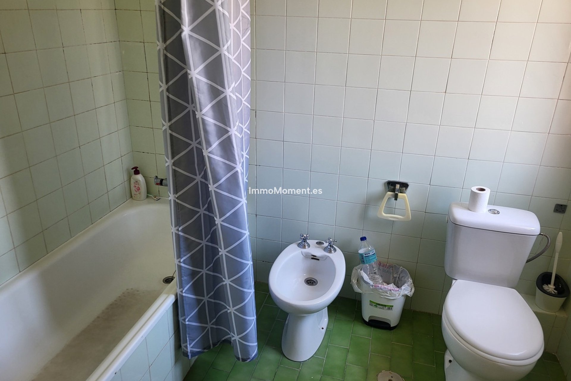 Resale - Detached villa - Estepona - Estepona Centro