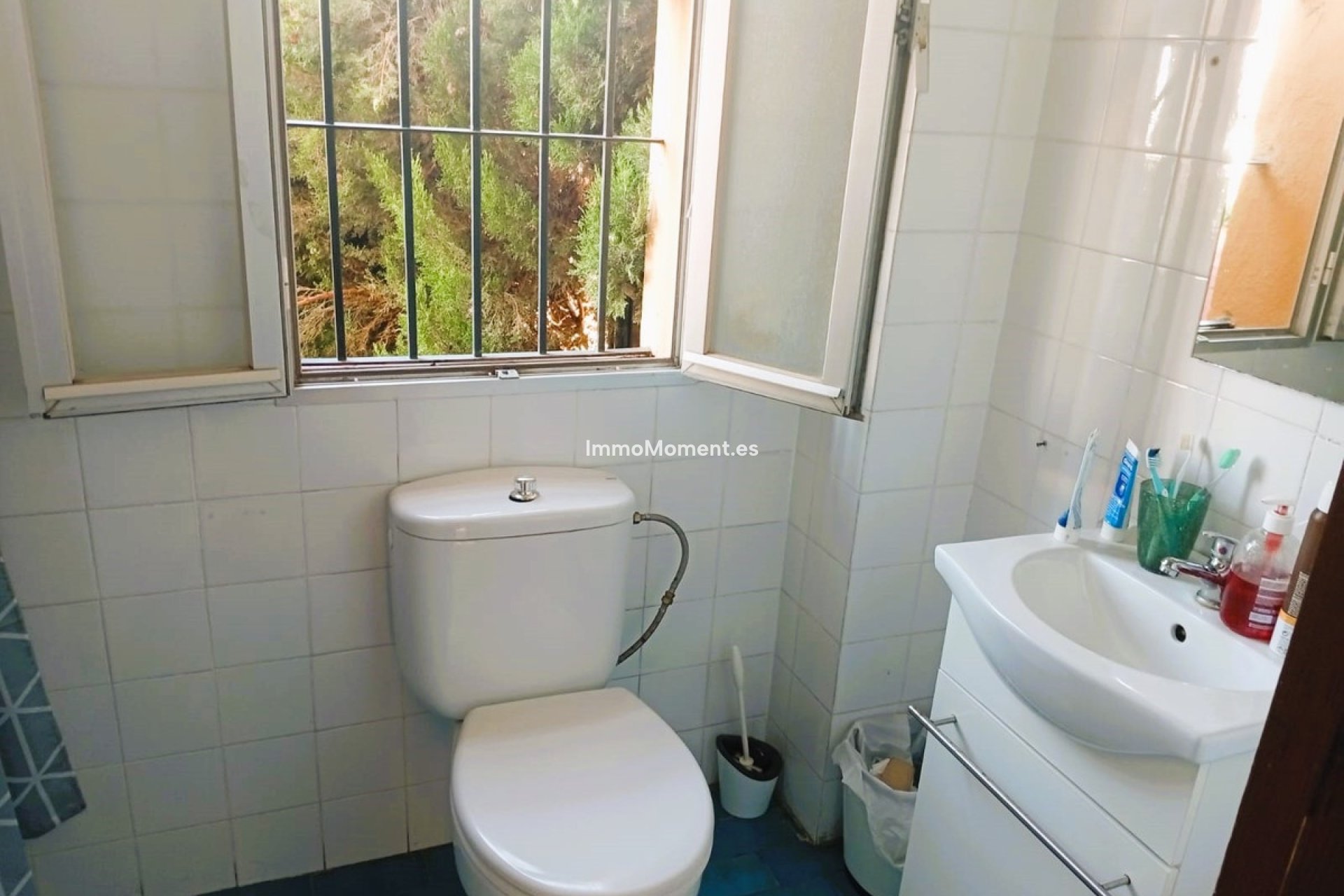 Resale - Detached villa - Estepona - Estepona Centro