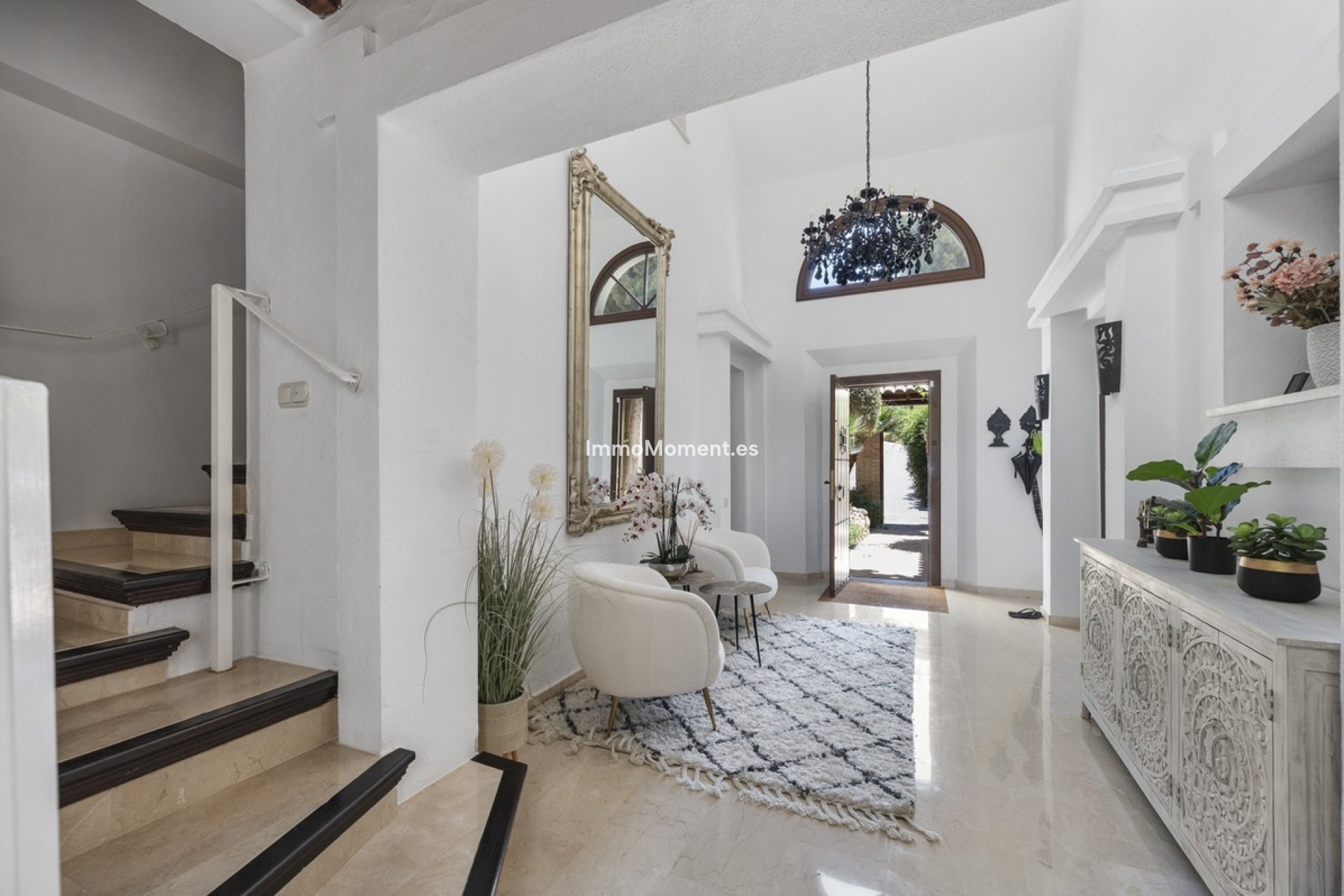 Resale - Detached villa - Estepona - Estepona Centro