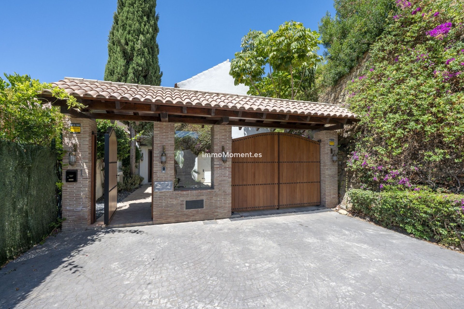 Resale - Detached villa - Estepona - Estepona Centro