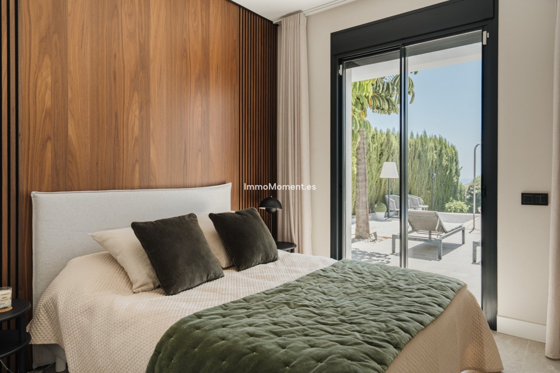 Resale - Detached villa - Estepona - Estepona Centro
