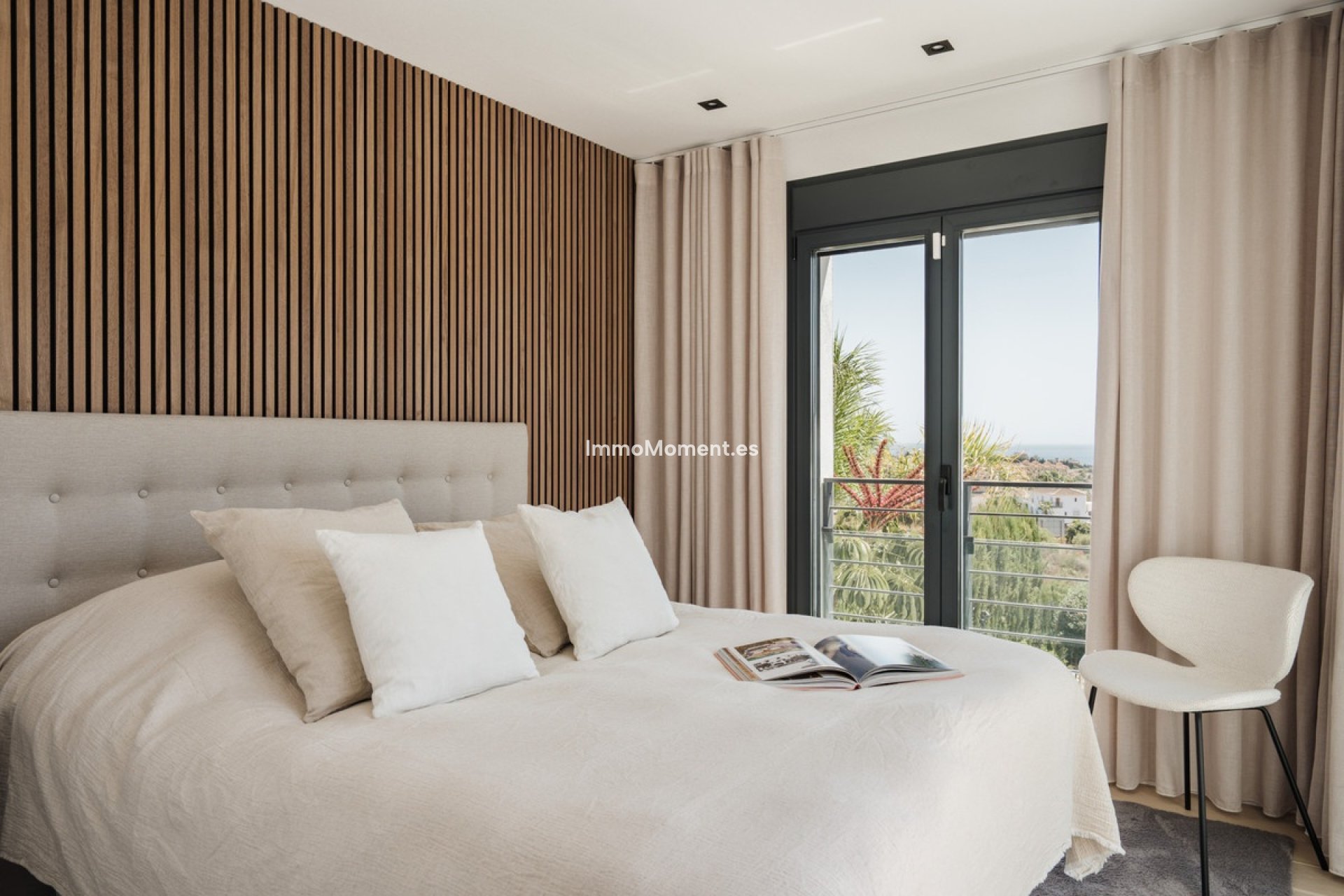 Resale - Detached villa - Estepona - Estepona Centro