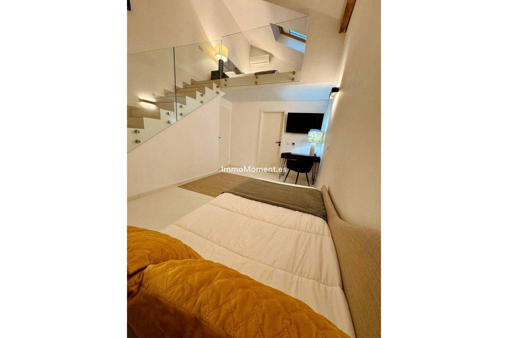 Resale - Detached villa - Estepona - Estepona Centro