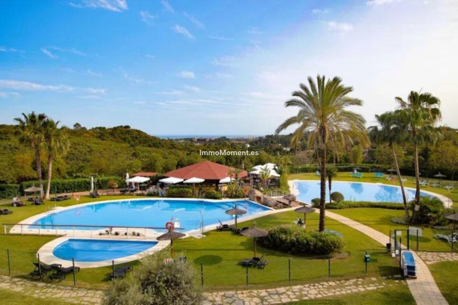 Resale - Detached villa - Estepona - Estepona Centro