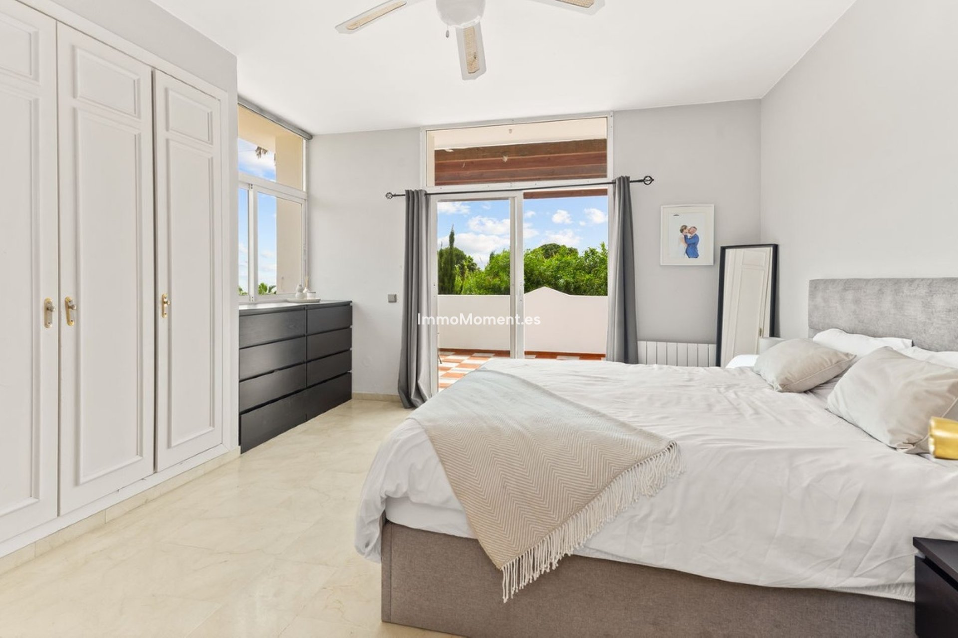 Resale - Detached villa - Estepona - Estepona Centro