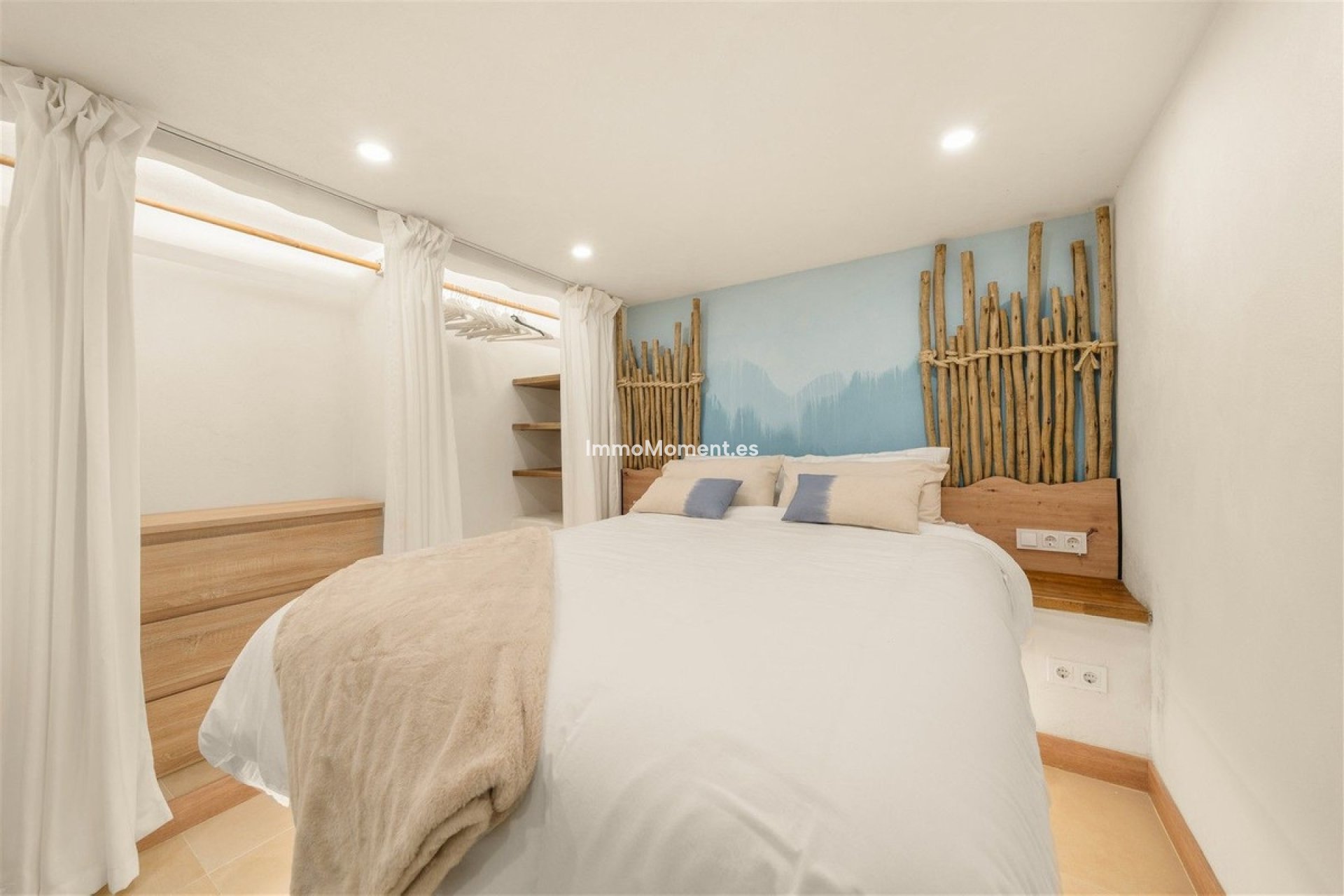 Resale - Detached villa - Estepona - Estepona Centro