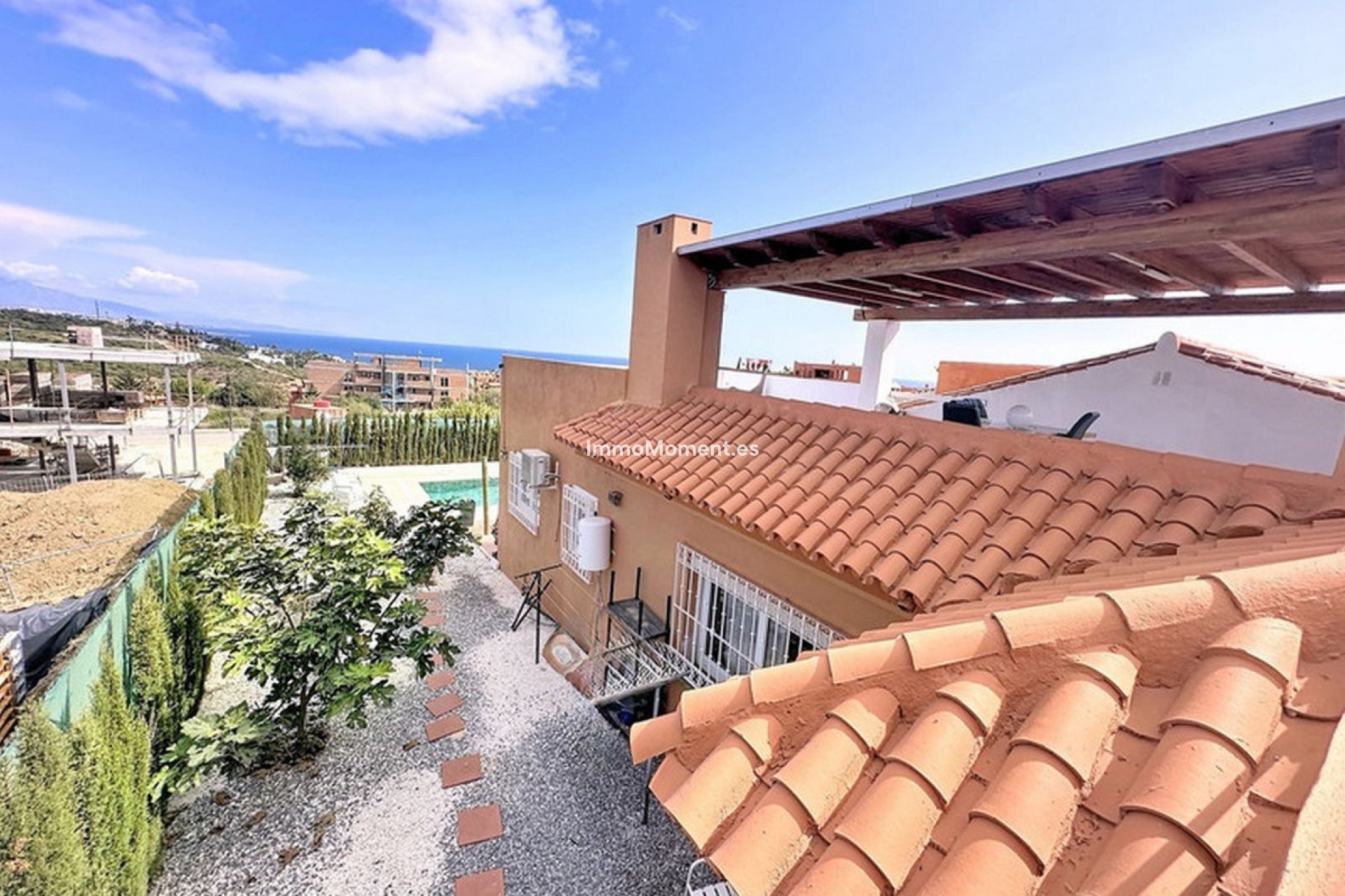 Resale - Detached villa - Estepona - Estepona Centro