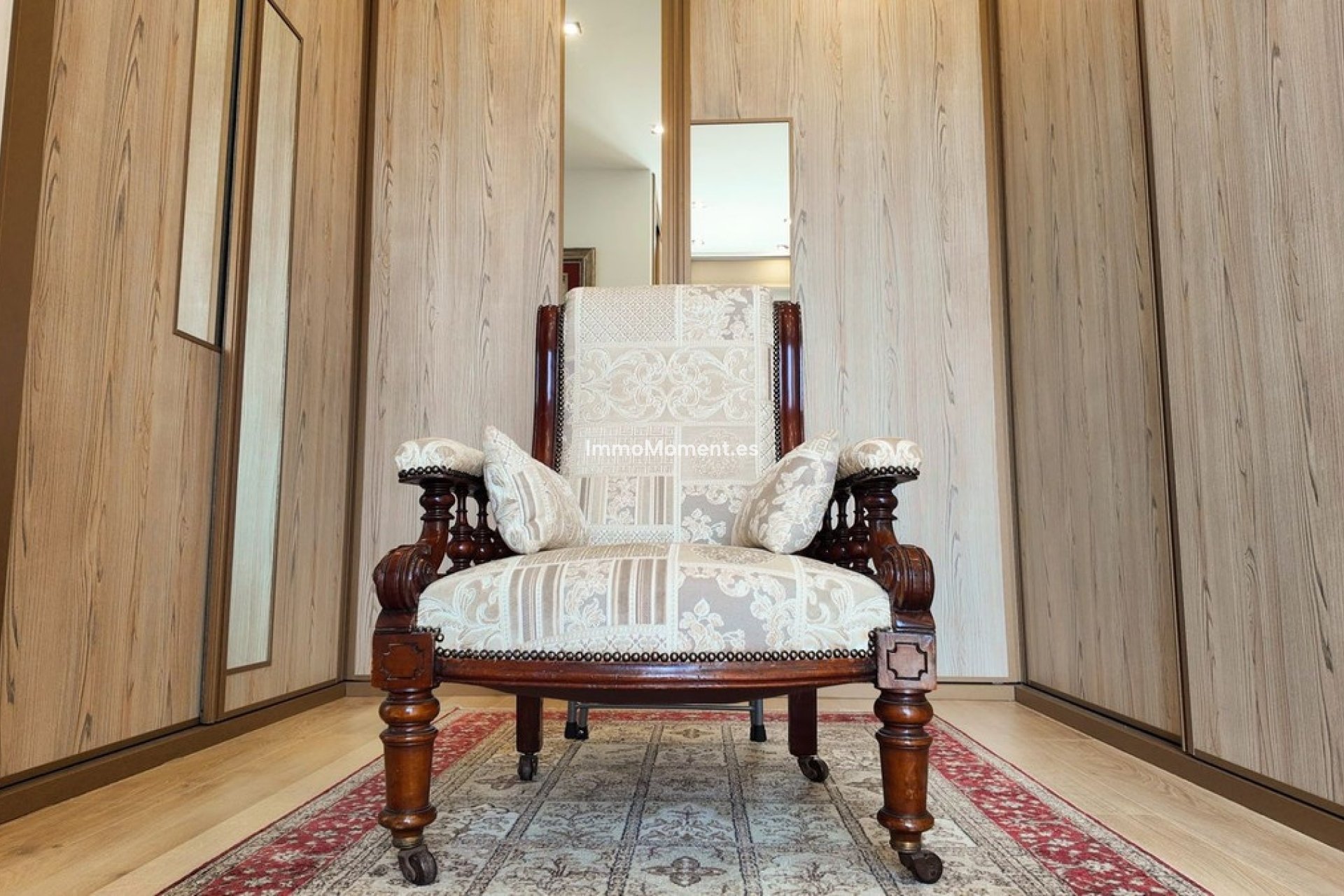 Resale - Detached villa - Estepona - Estepona Centro