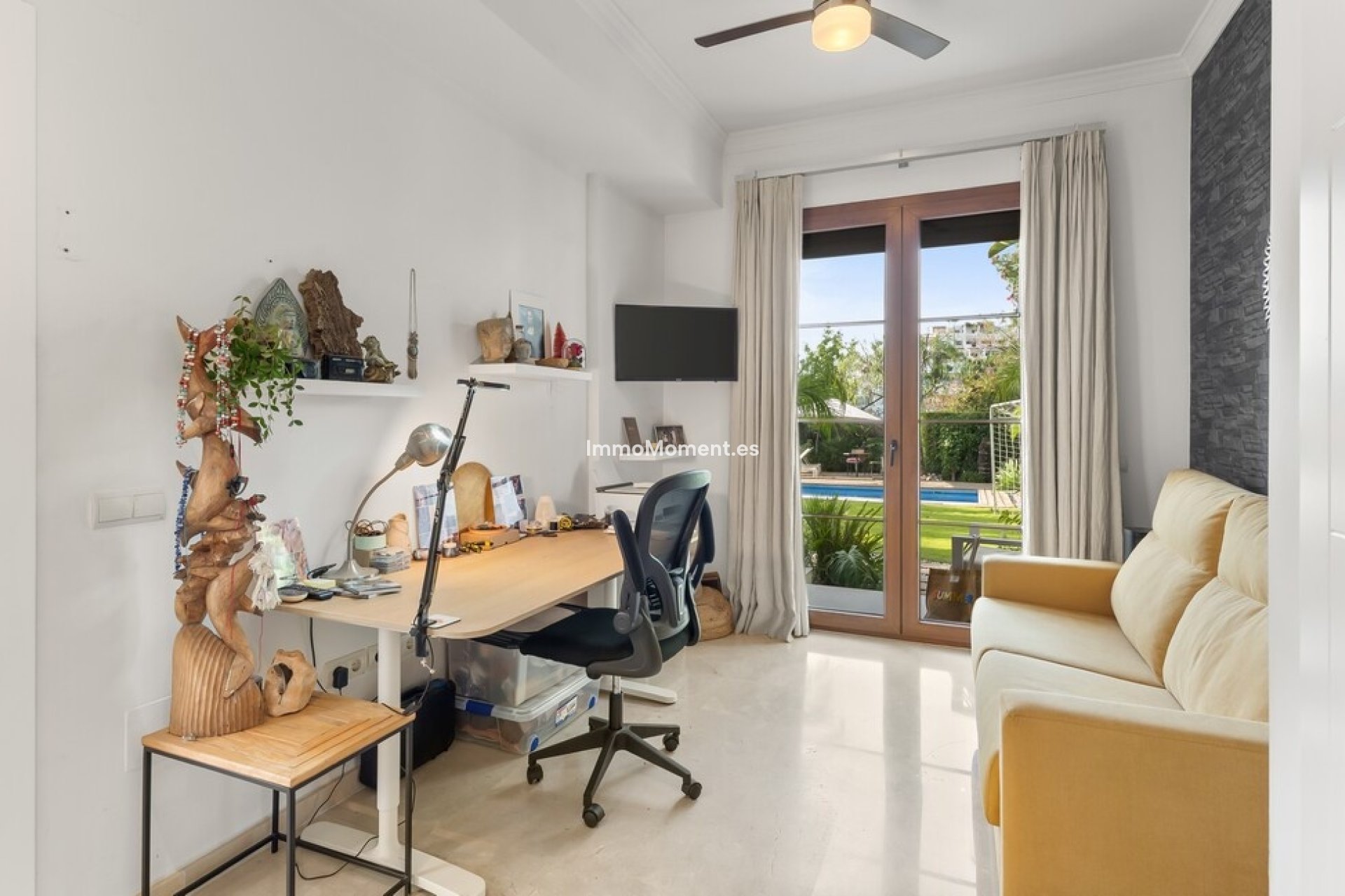 Resale - Detached villa - Estepona - Estepona Centro