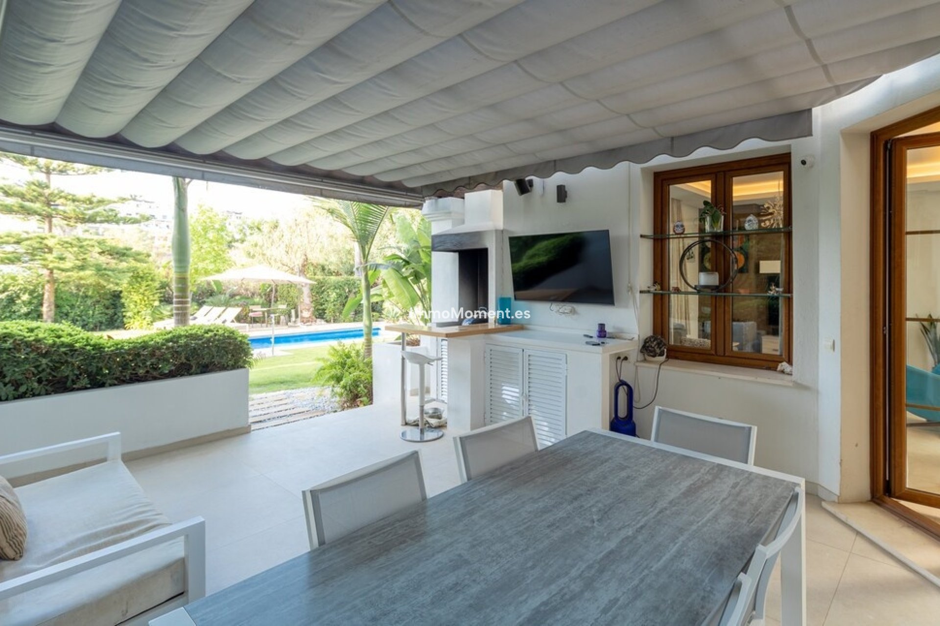 Resale - Detached villa - Estepona - Estepona Centro