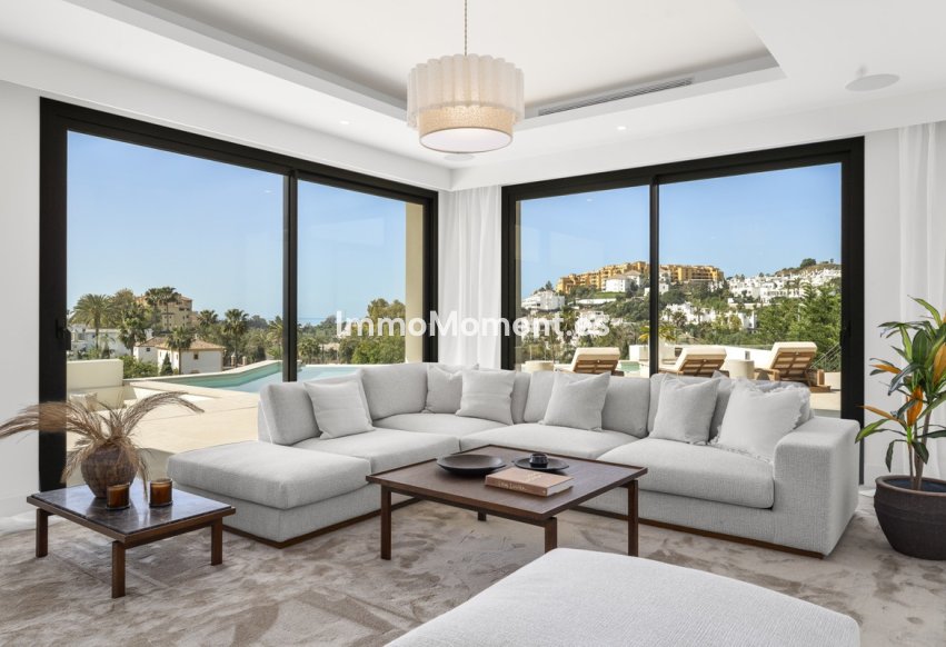 Resale - Detached villa - Estepona - Estepona Centro