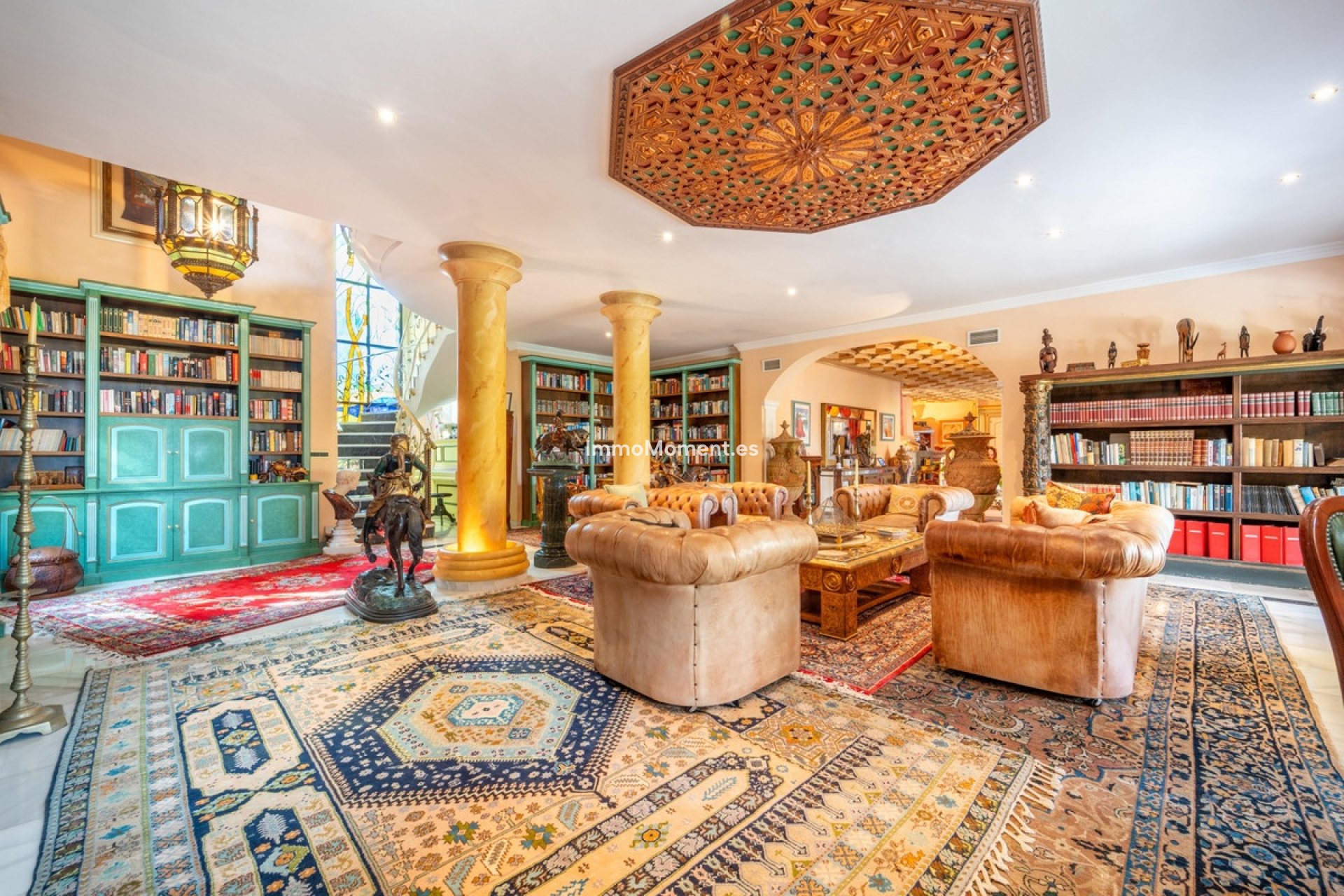 Resale - Detached villa - Estepona - Estepona Centro
