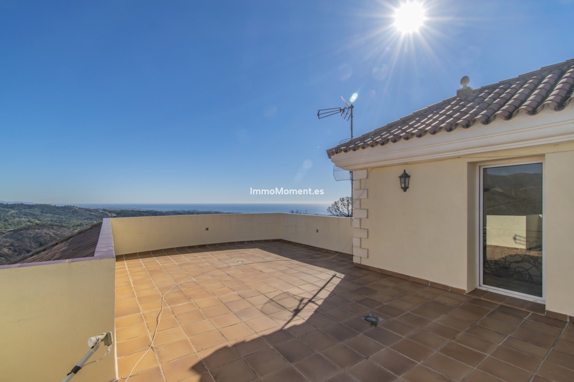Resale - Detached villa - Estepona - Estepona Centro