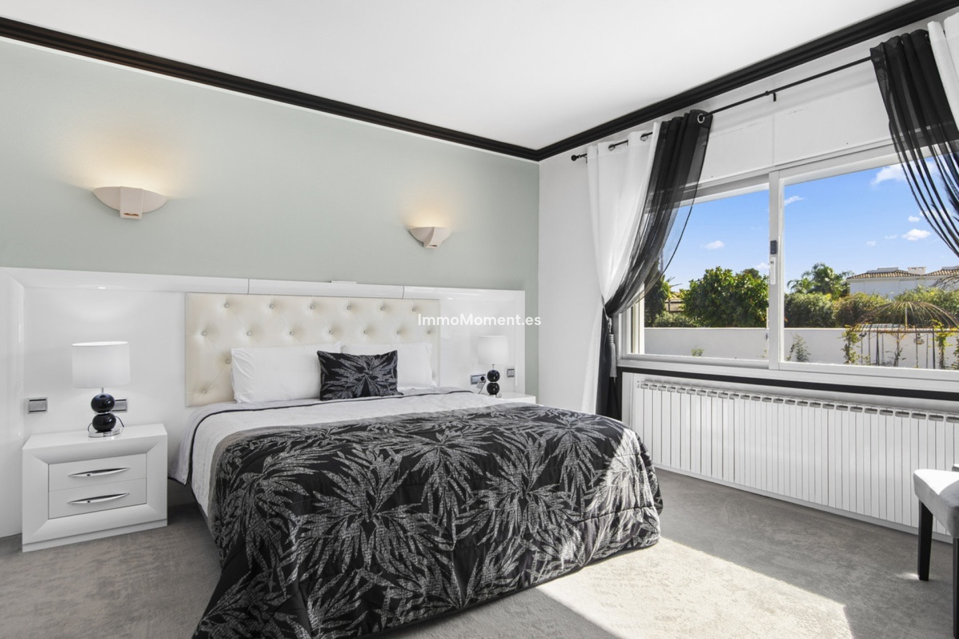 Resale - Detached villa - Estepona - Estepona Centro