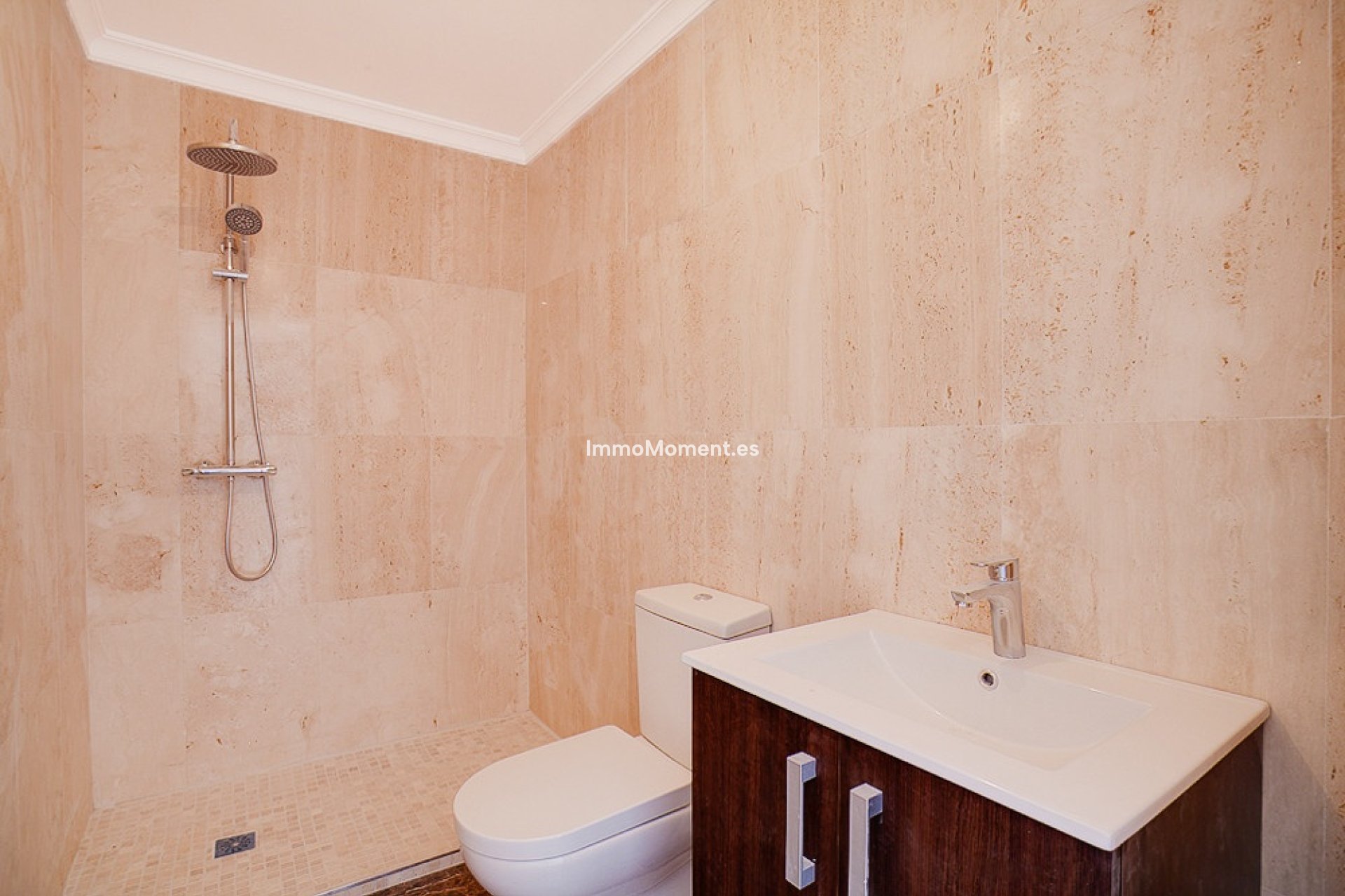Resale - Detached villa - Estepona - Estepona Centro