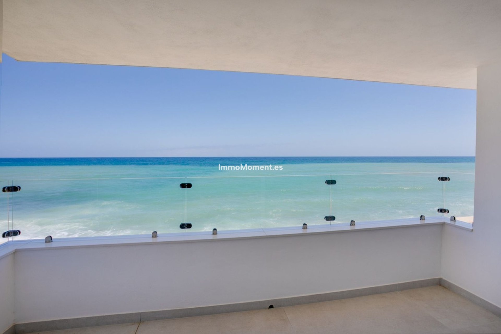 Resale - Detached villa - Estepona - Estepona Centro