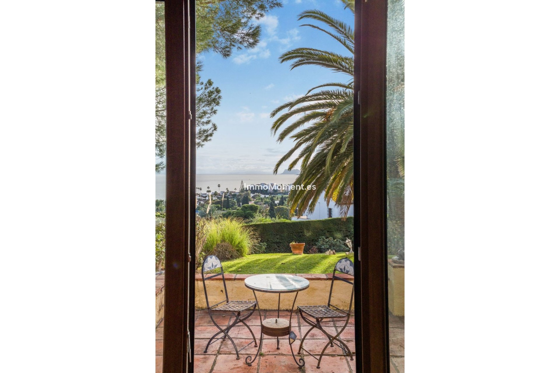 Resale - Detached villa - Estepona - Estepona Centro