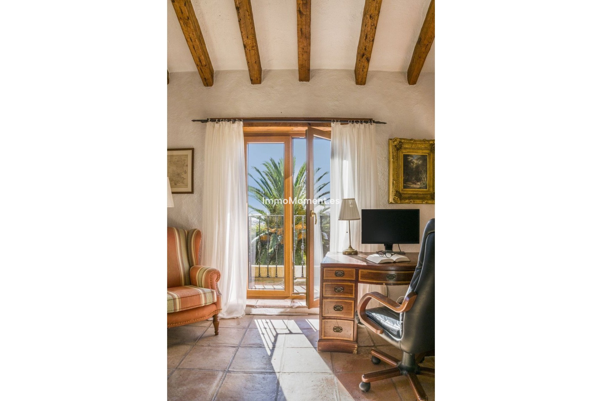 Resale - Detached villa - Estepona - Estepona Centro