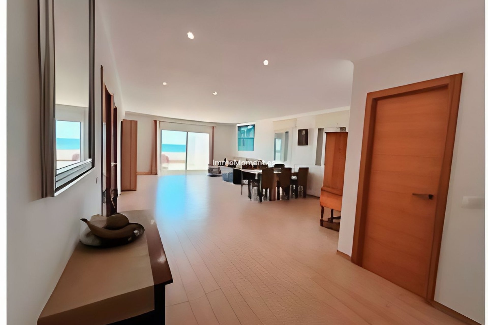 Resale - Detached villa - Estepona - Estepona Centro
