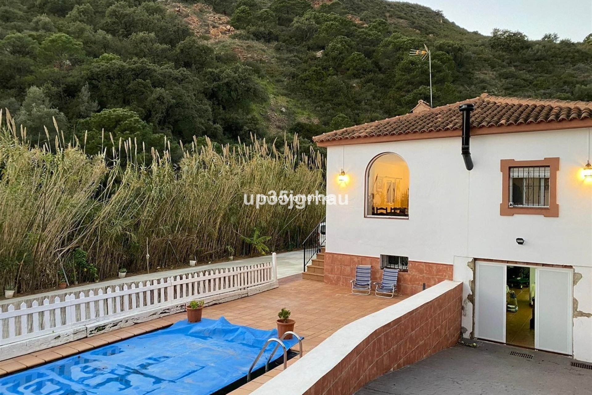 Resale - Detached villa - Estepona - Estepona Centro