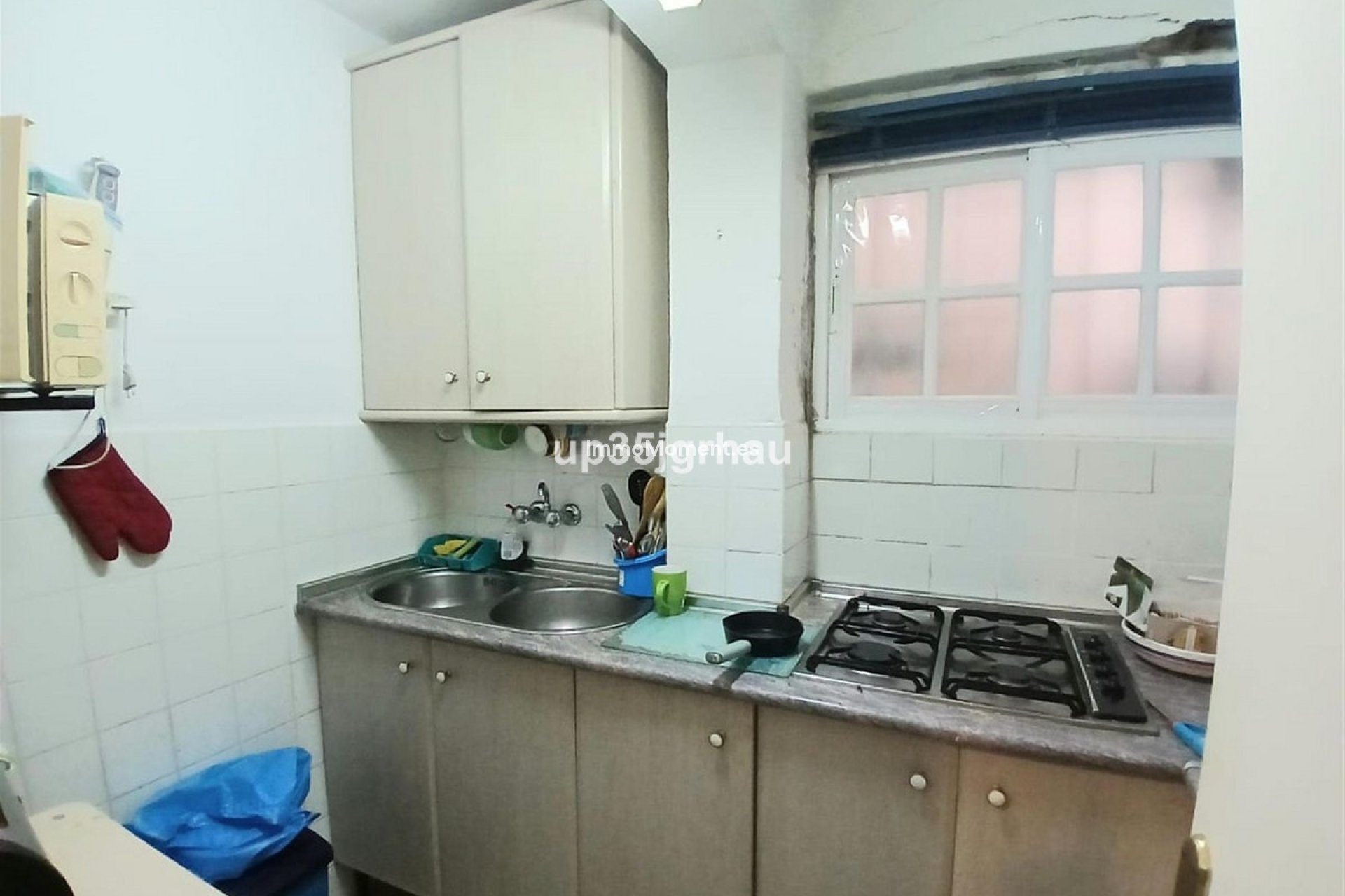 Resale - Detached villa - Estepona - Estepona Centro