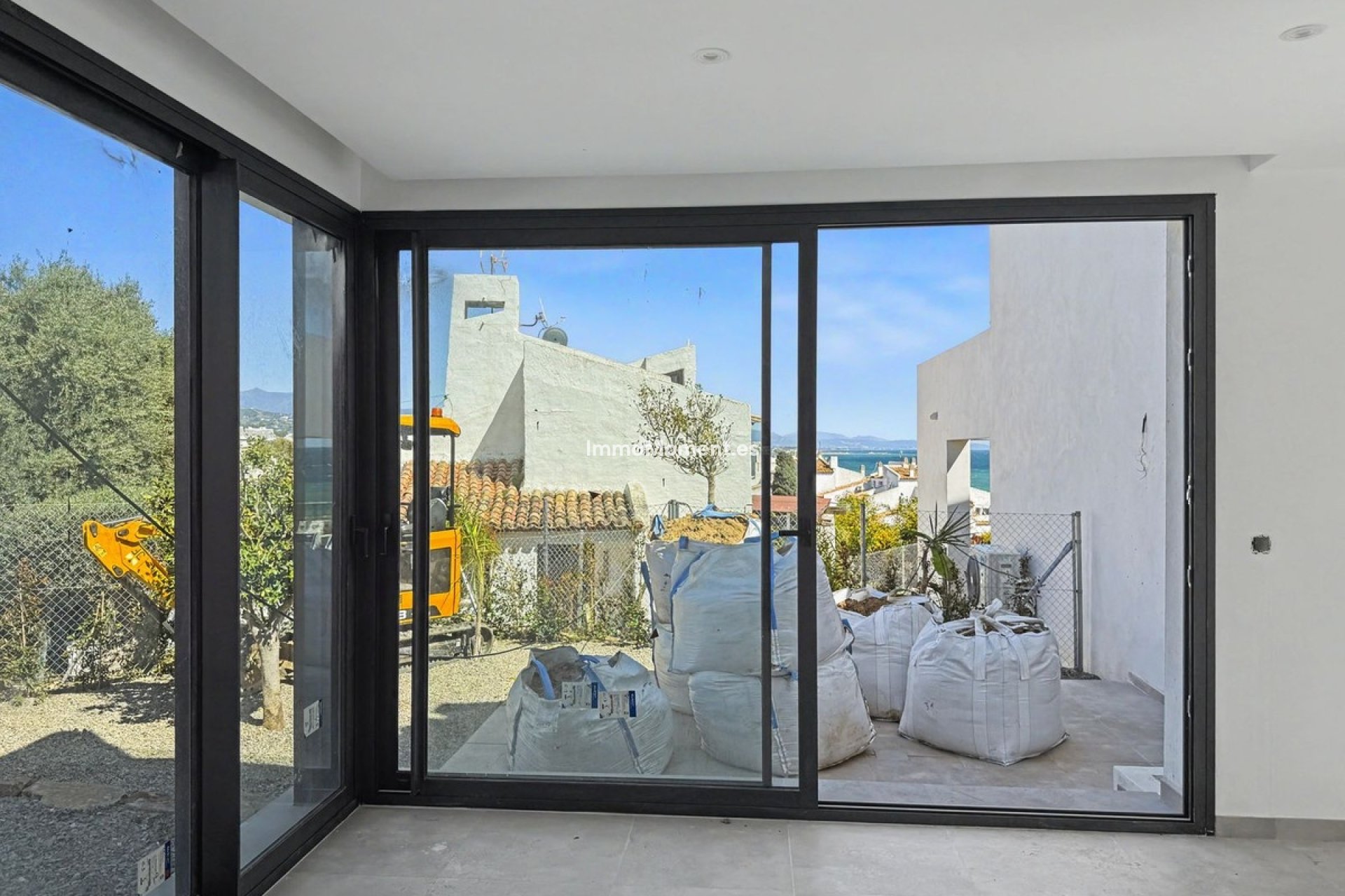 Resale - Detached villa - Estepona - Estepona Centro