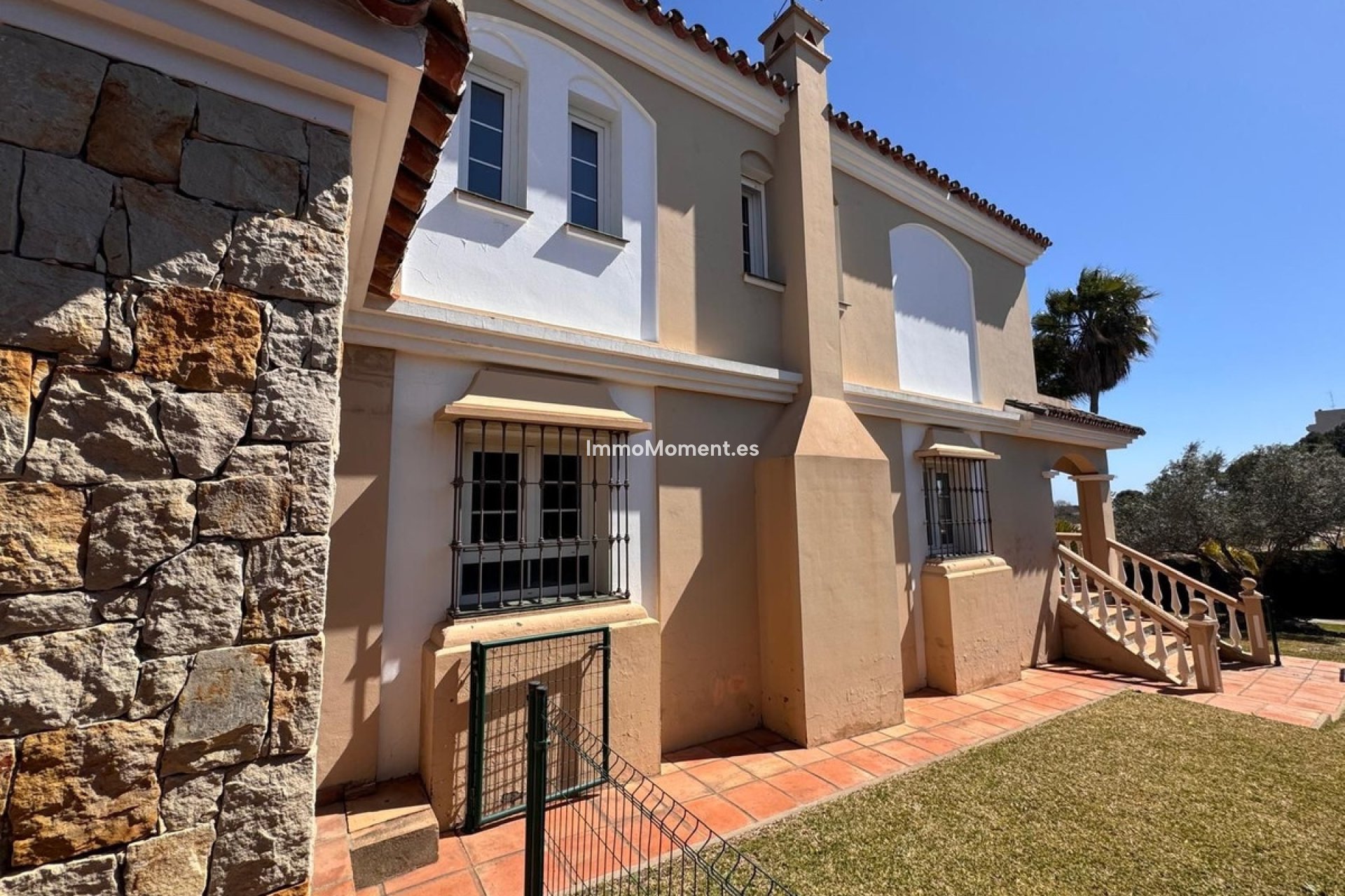 Resale - Detached villa - Estepona - Estepona Centro