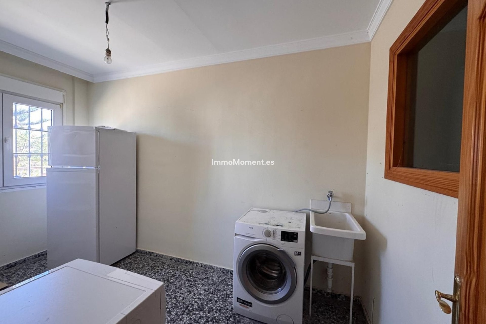 Resale - Detached villa - Estepona - Estepona Centro