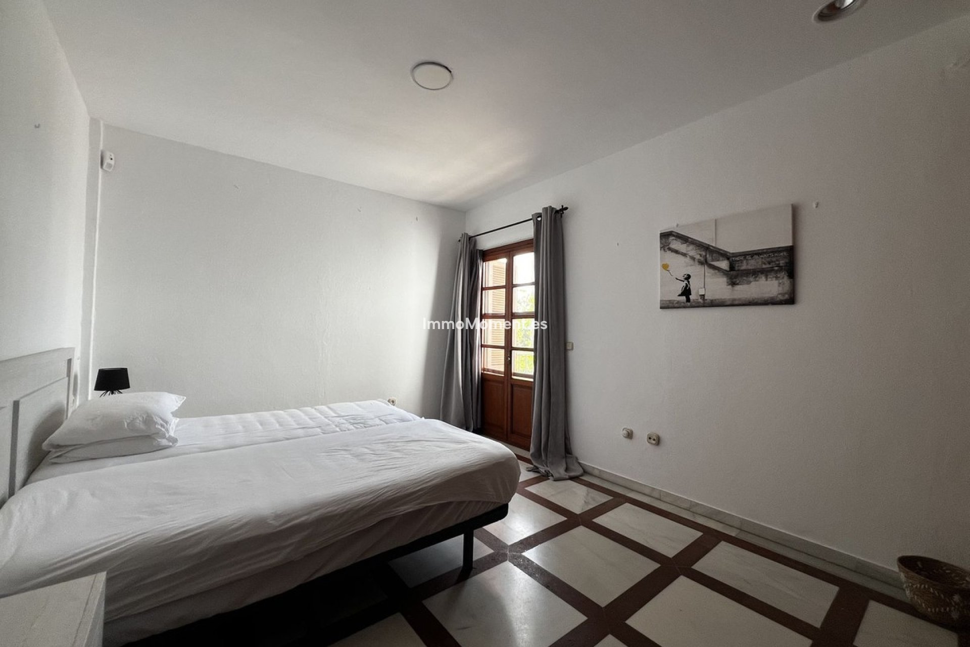 Resale - Detached villa - Estepona - Estepona Centro